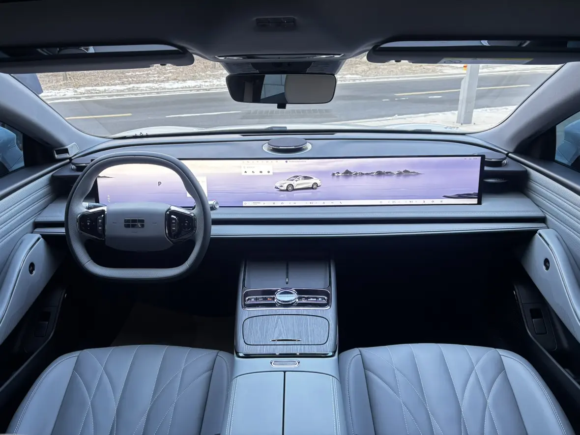 Geely Galaxy E8  из Китая