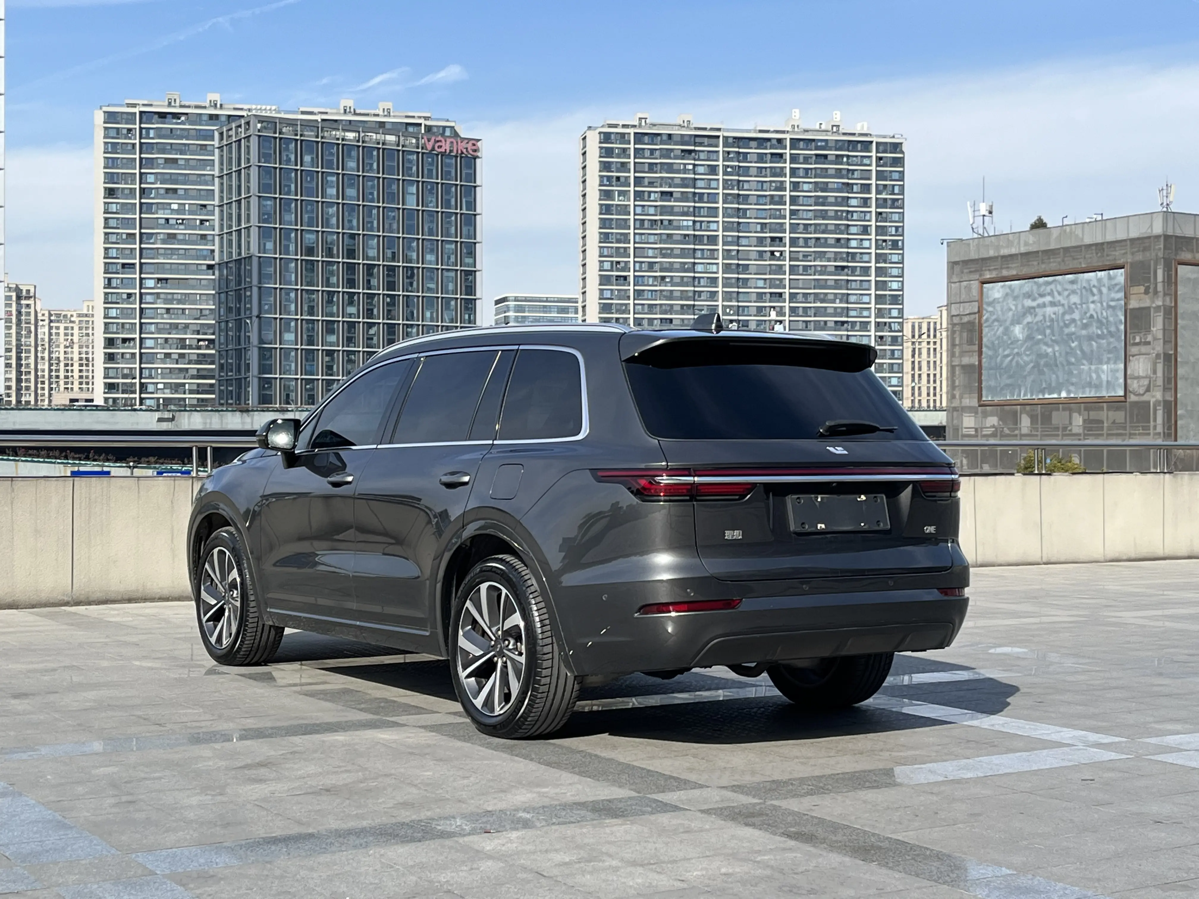 Li ONE (Ideal ONE)  из Китая