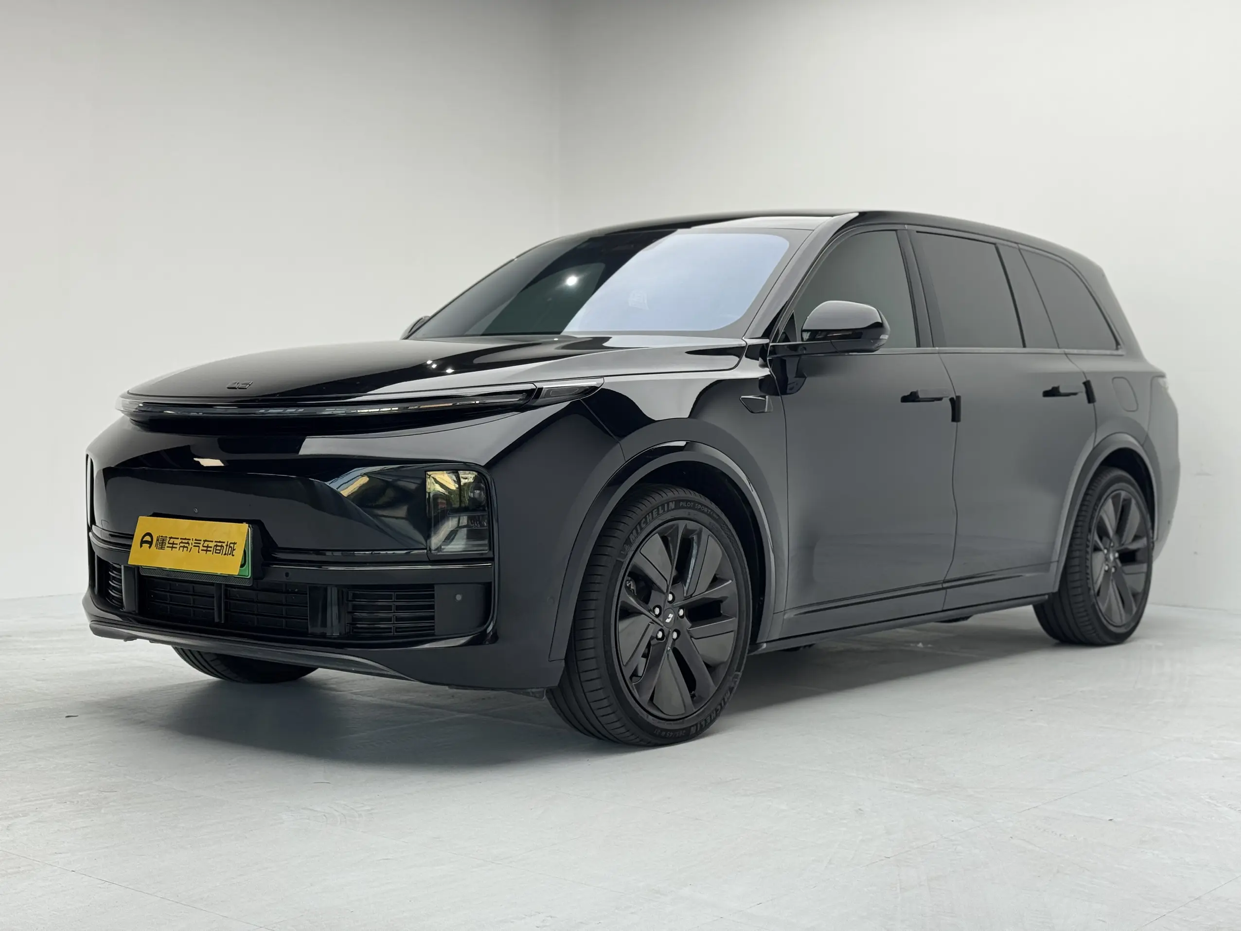 Li L9 (Ideal L9)  из Китая