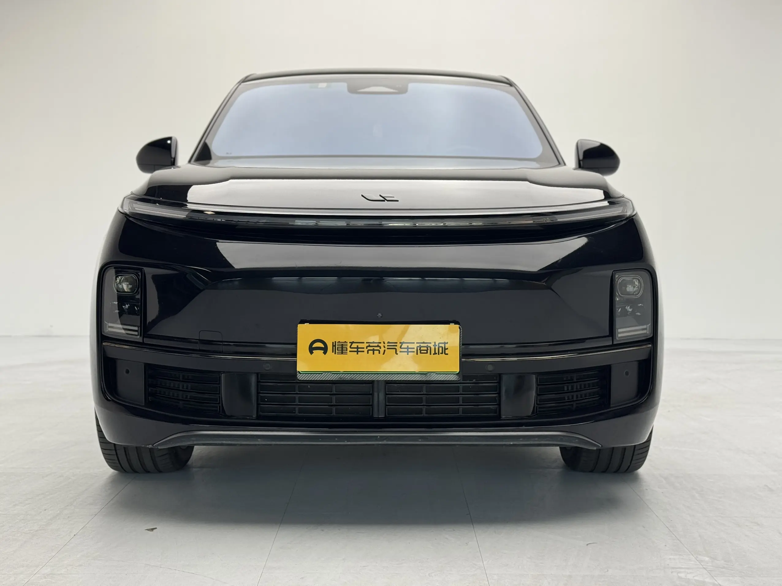 Li L9 (Ideal L9)  из Китая