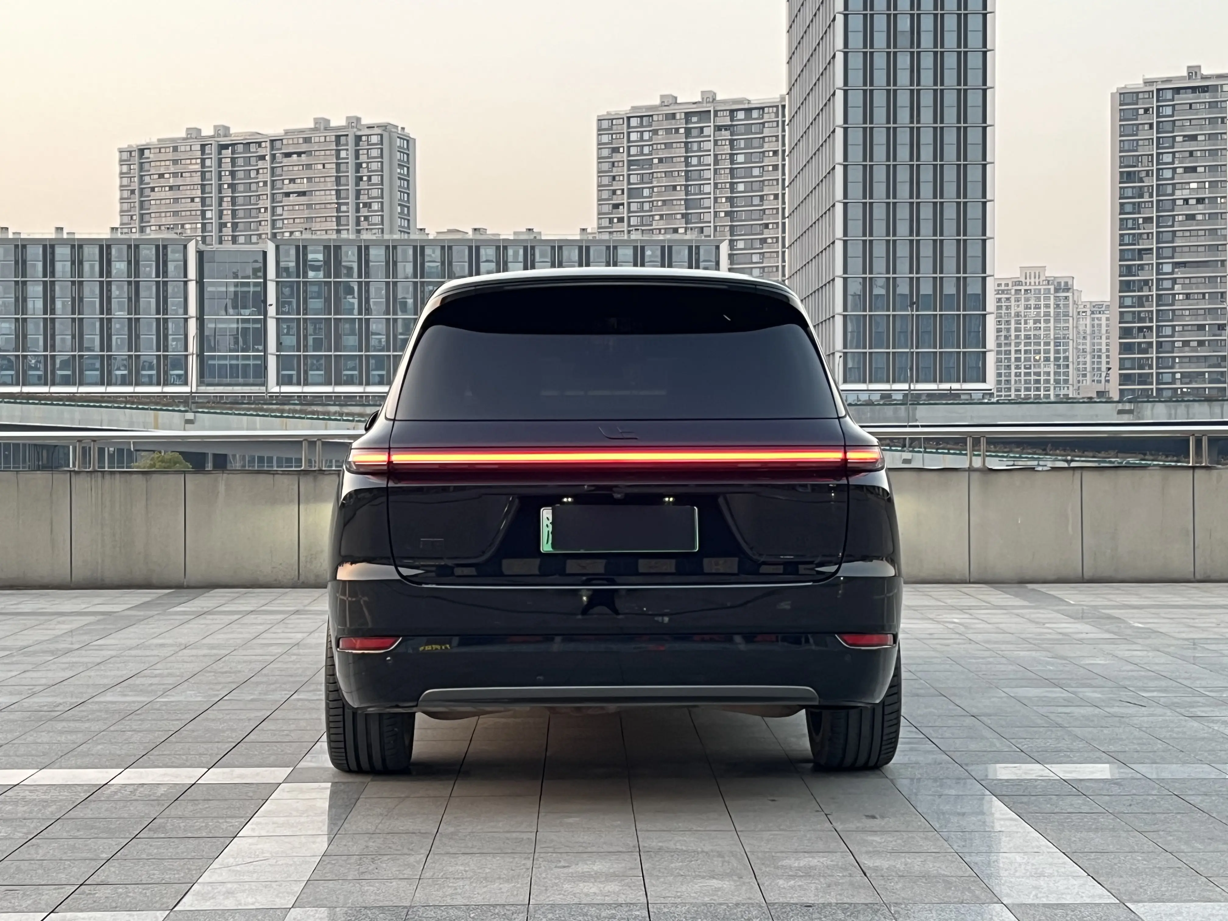 Li L9 (Ideal L9)  из Китая