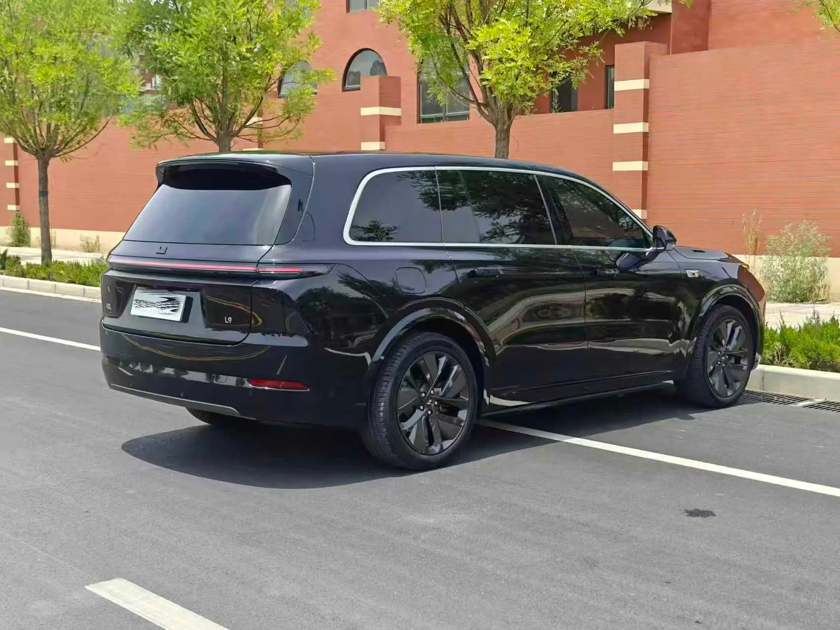 Li L9 (Ideal L9)  из Китая