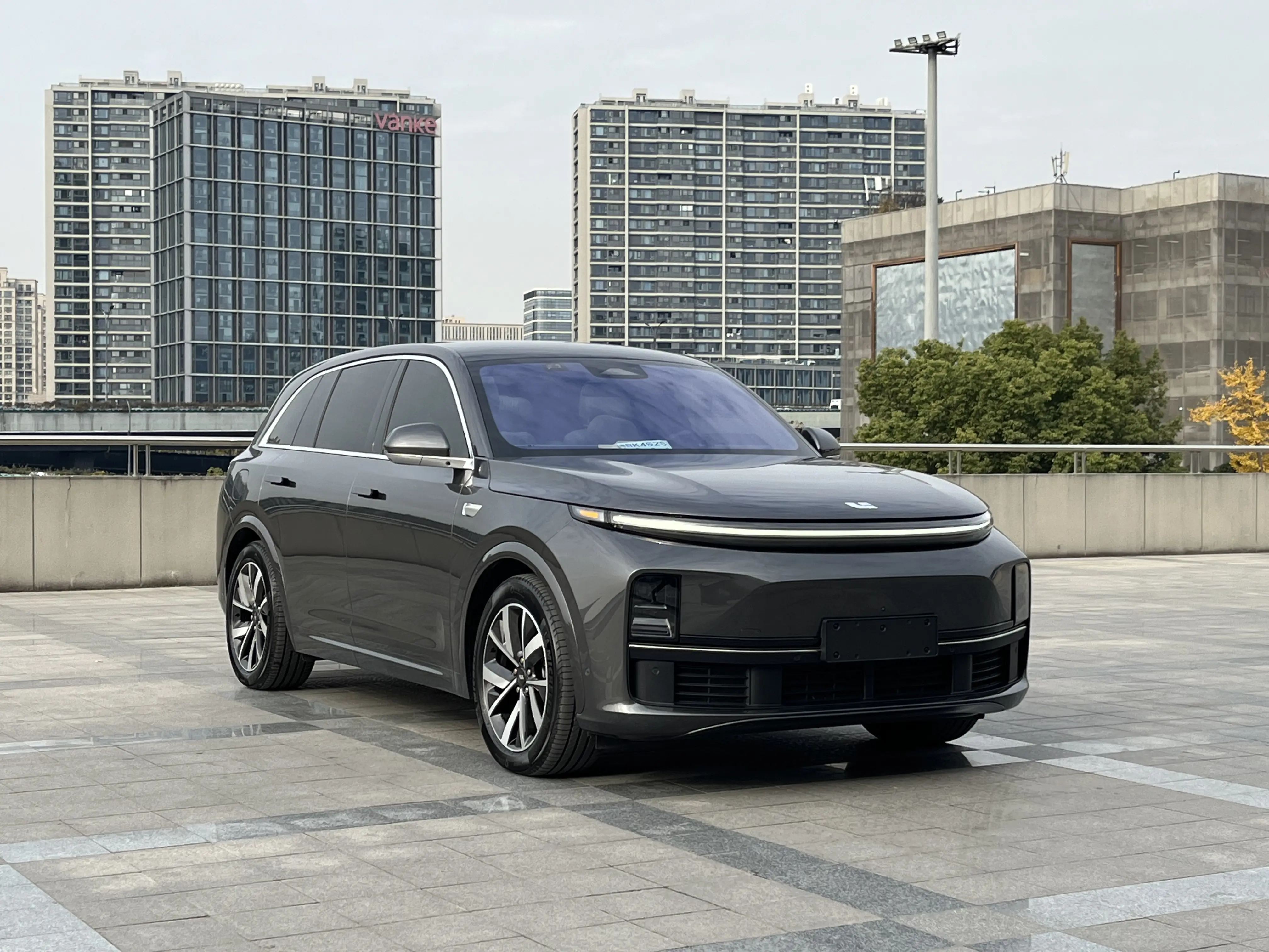 Li L7 (Ideal L7)  из Китая