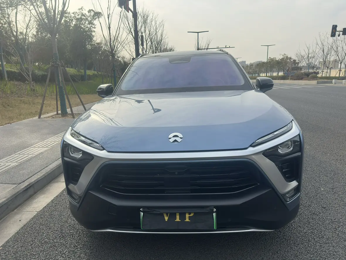 NIO ES8  из Китая