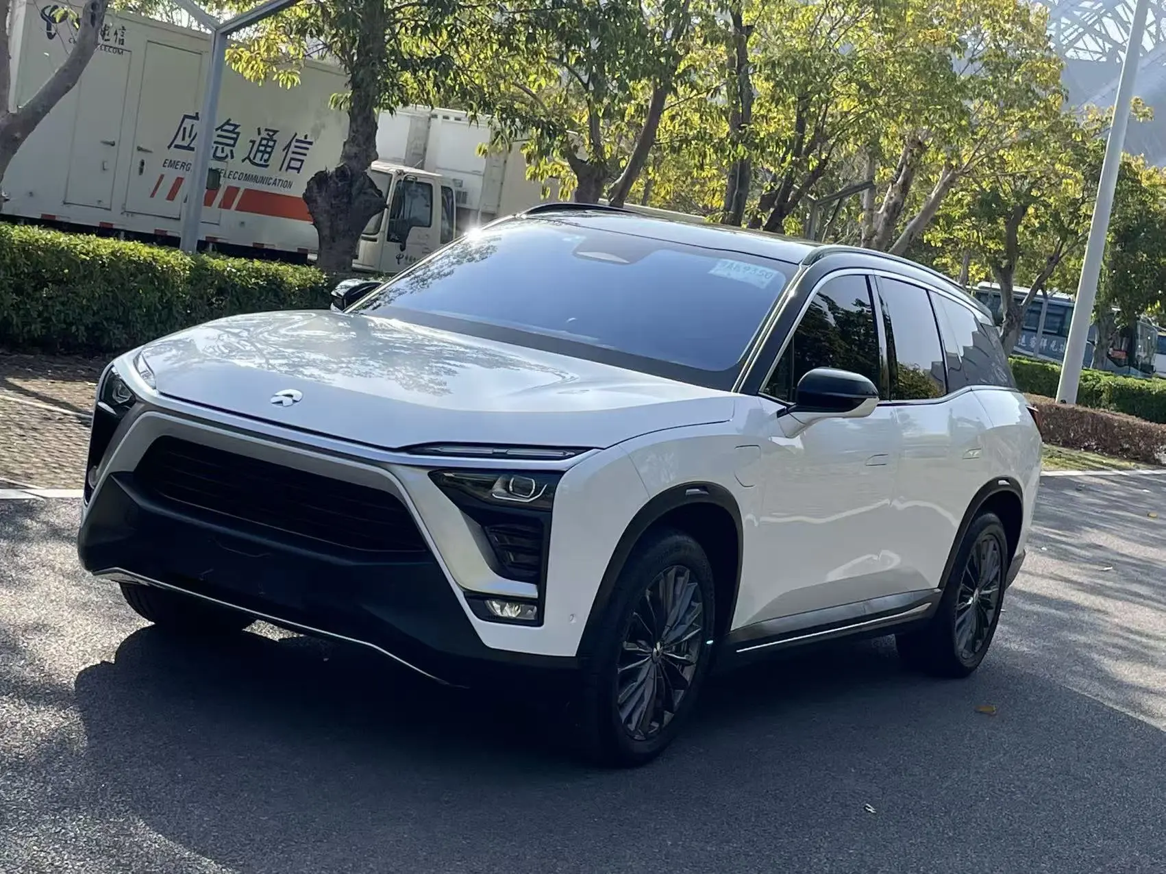 NIO ES8  из Китая