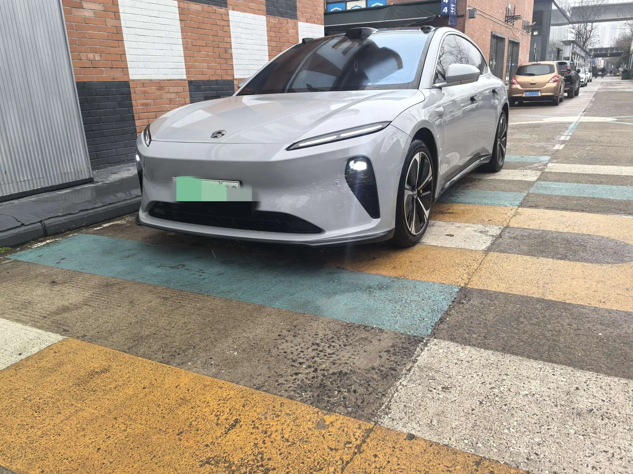 NIO ET5T  из Китая