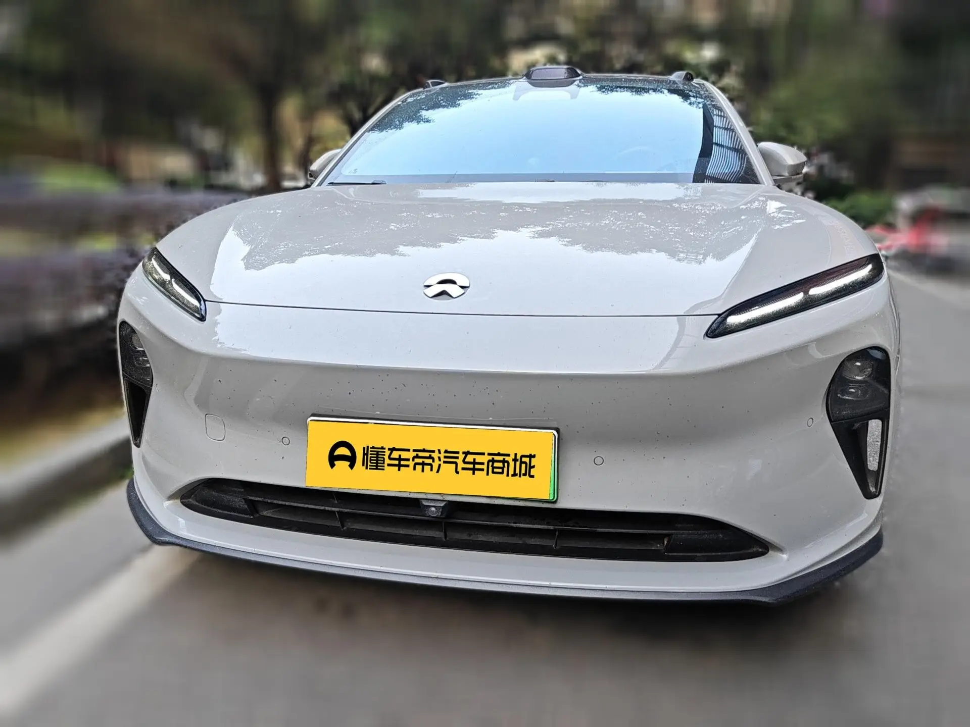 NIO ET5  из Китая