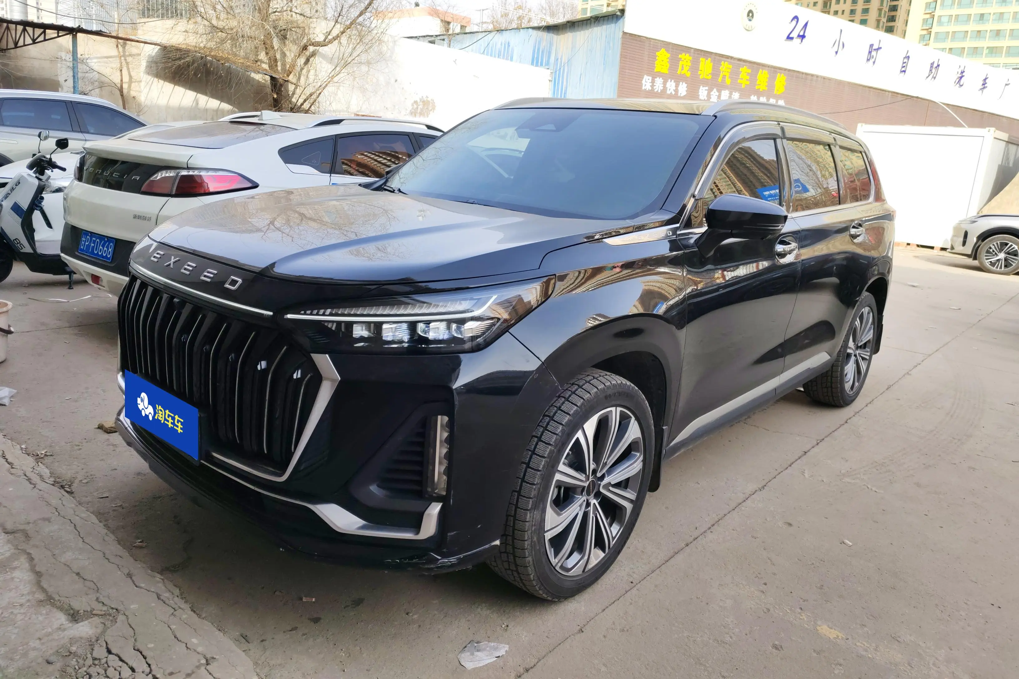 Exeed VX (The starry road embraces the moon)  из Китая