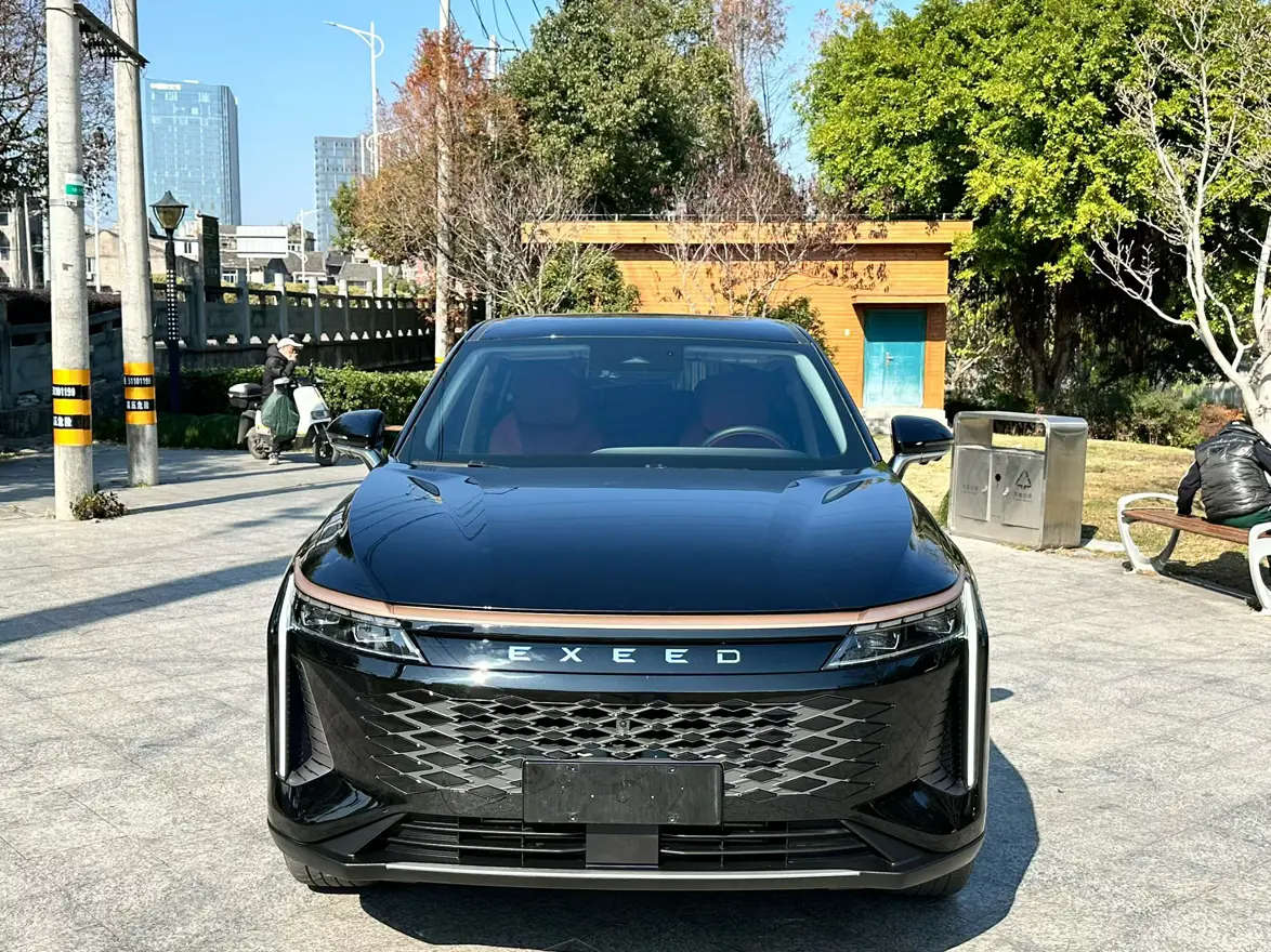 Exeed RX (Star road yaoguang)  из Китая