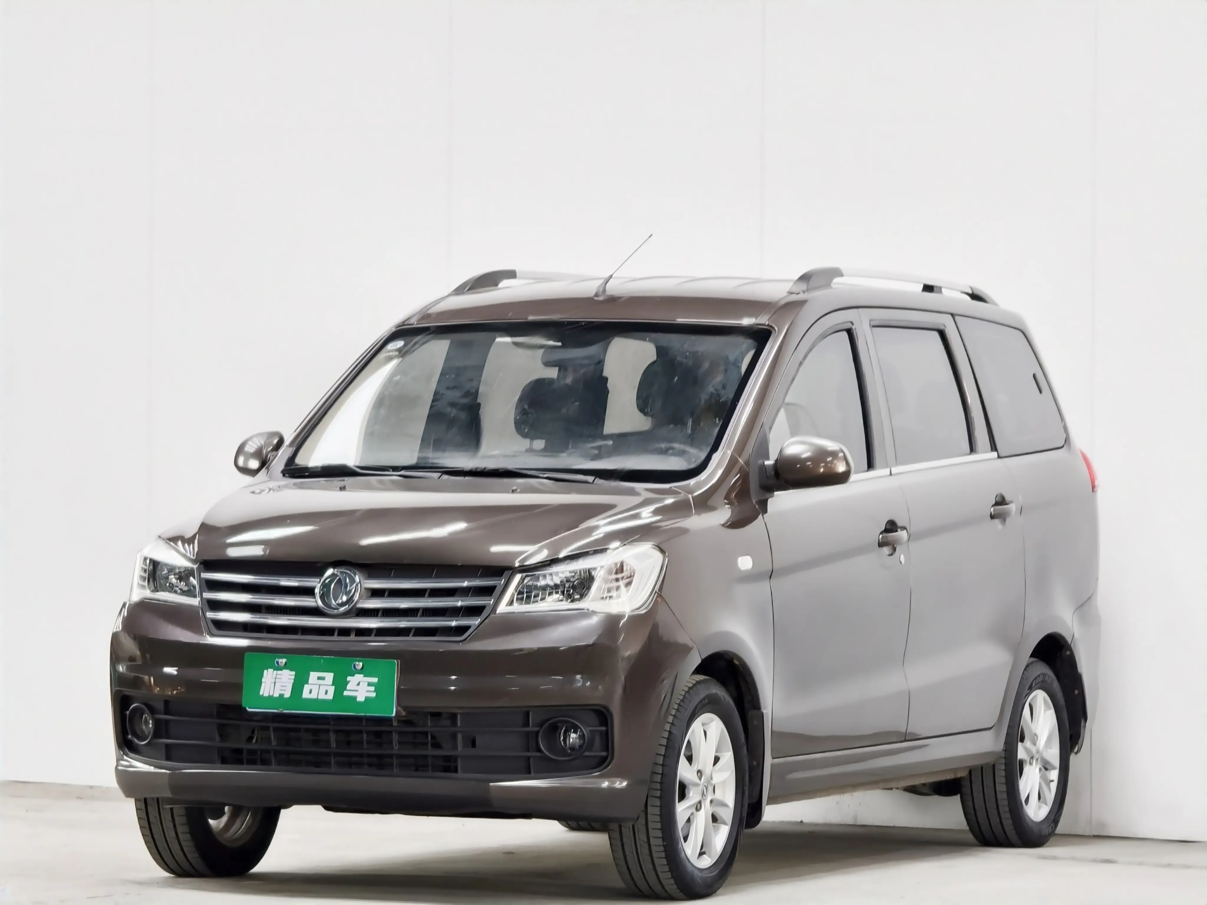 Dongfeng Fengon 330  из Китая
