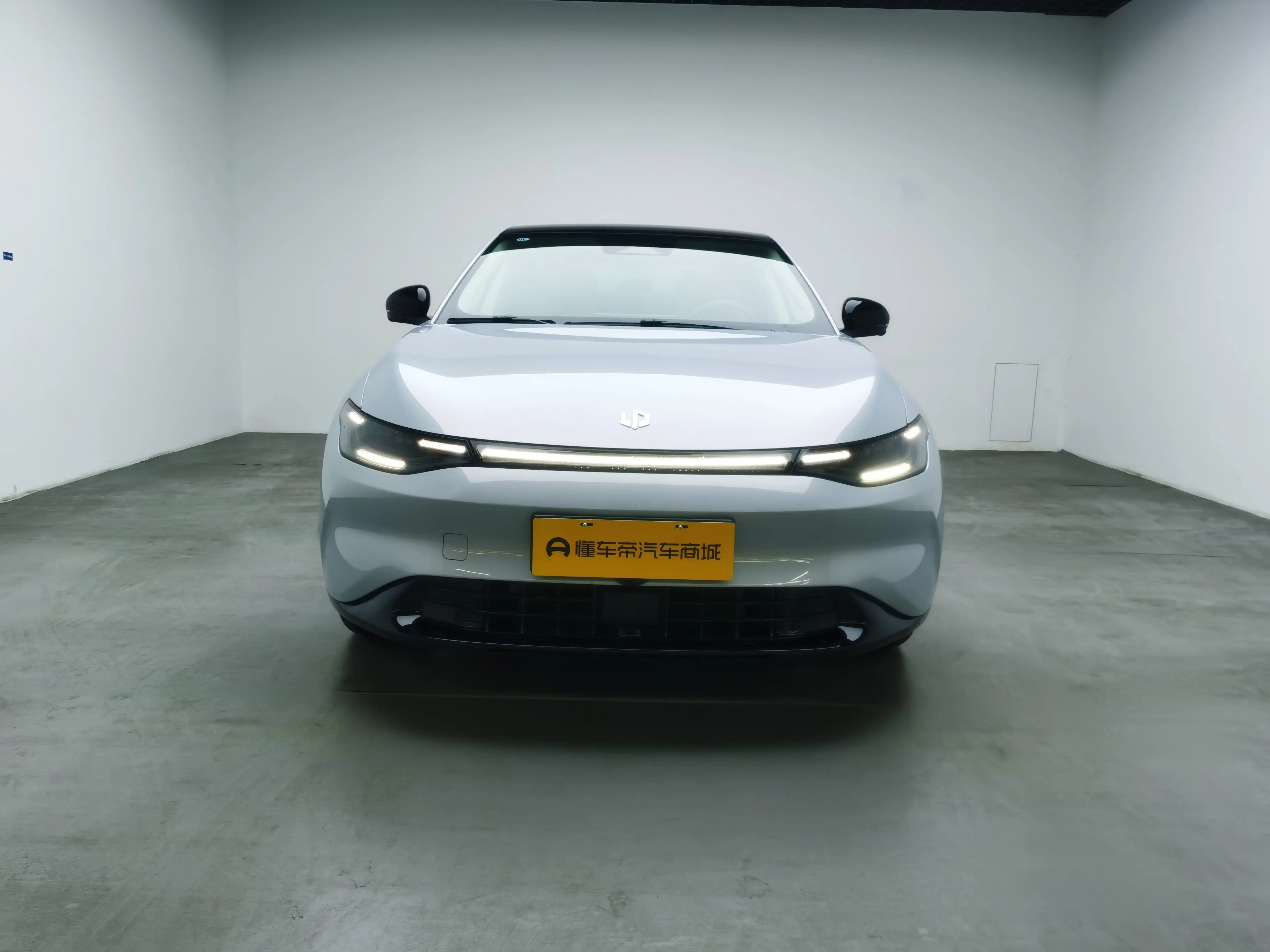 Leapmotor Zero running C01  из Китая