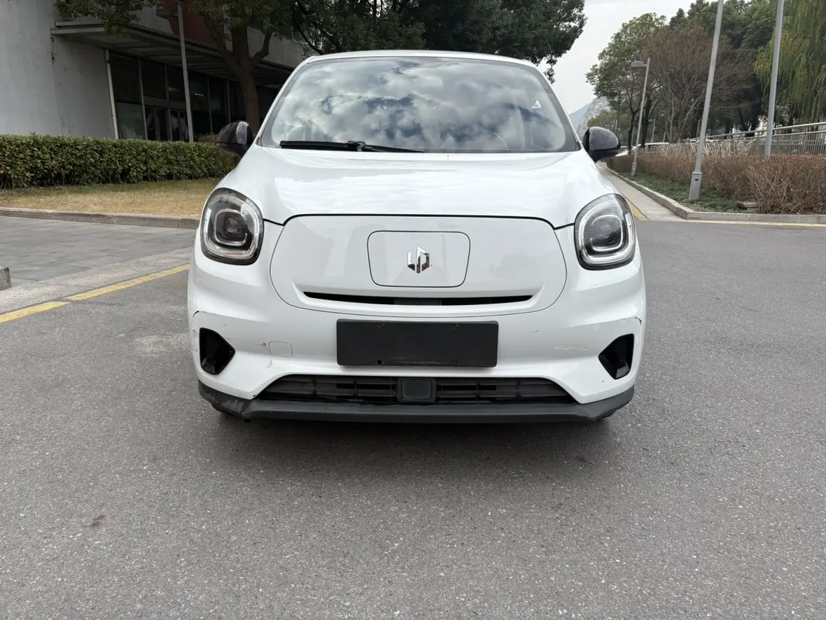 Leapmotor Zero running T03  из Китая