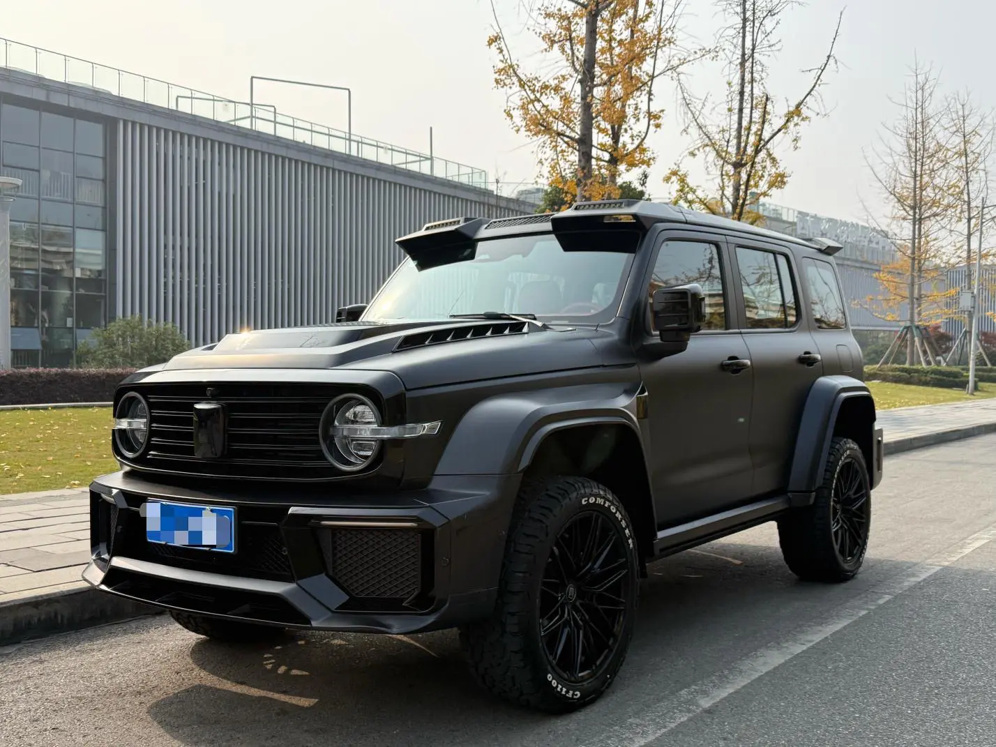 Tank 300  из Китая