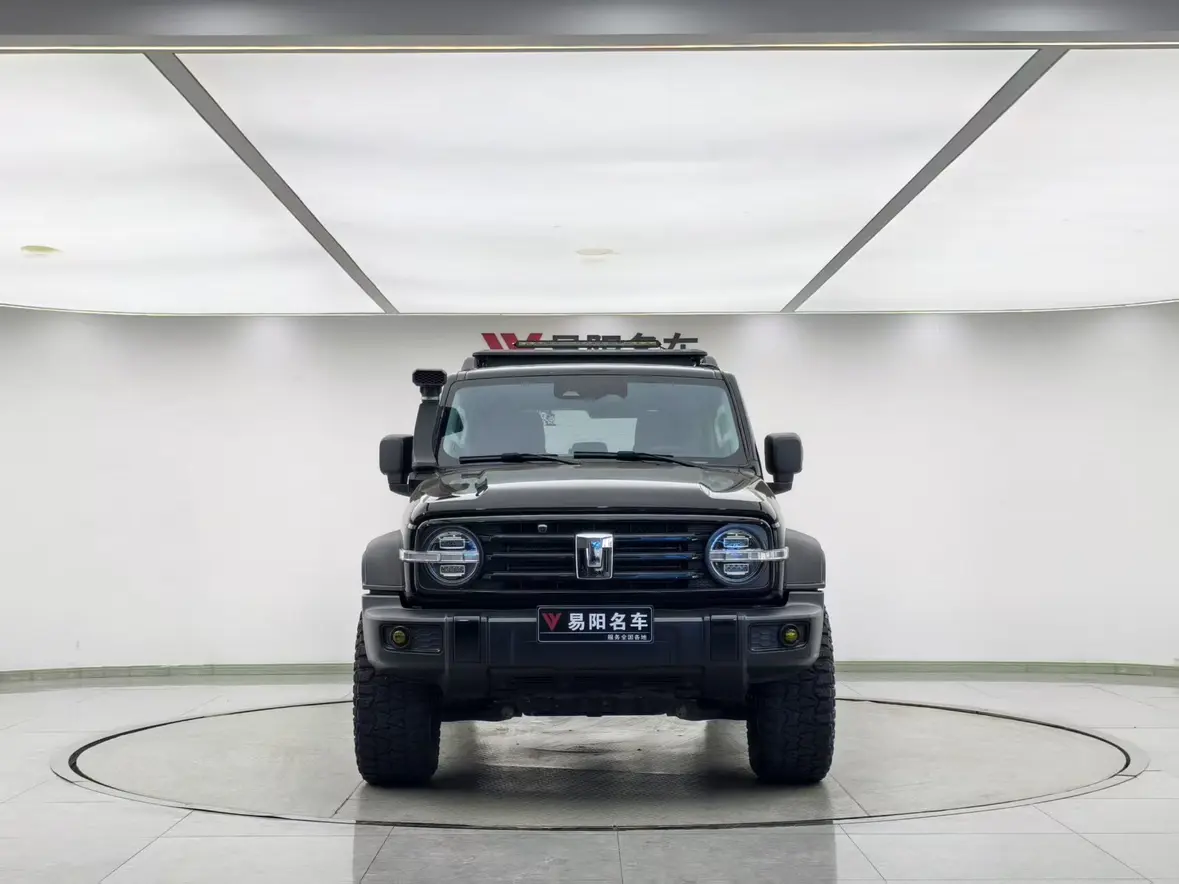 Tank 300  из Китая