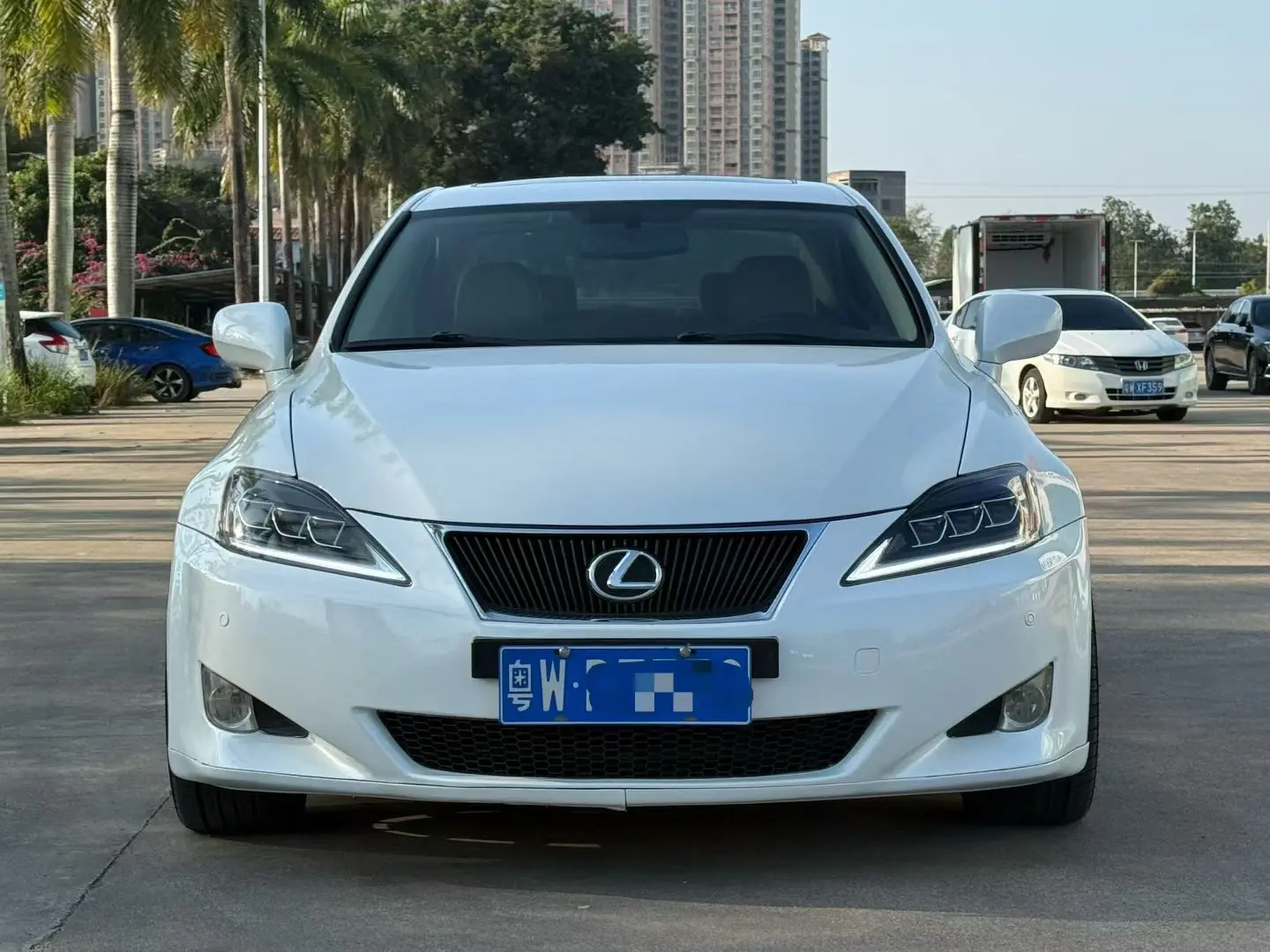 Lexus IS  из Китая