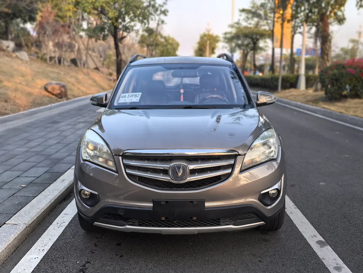 Changan CS35  из Китая