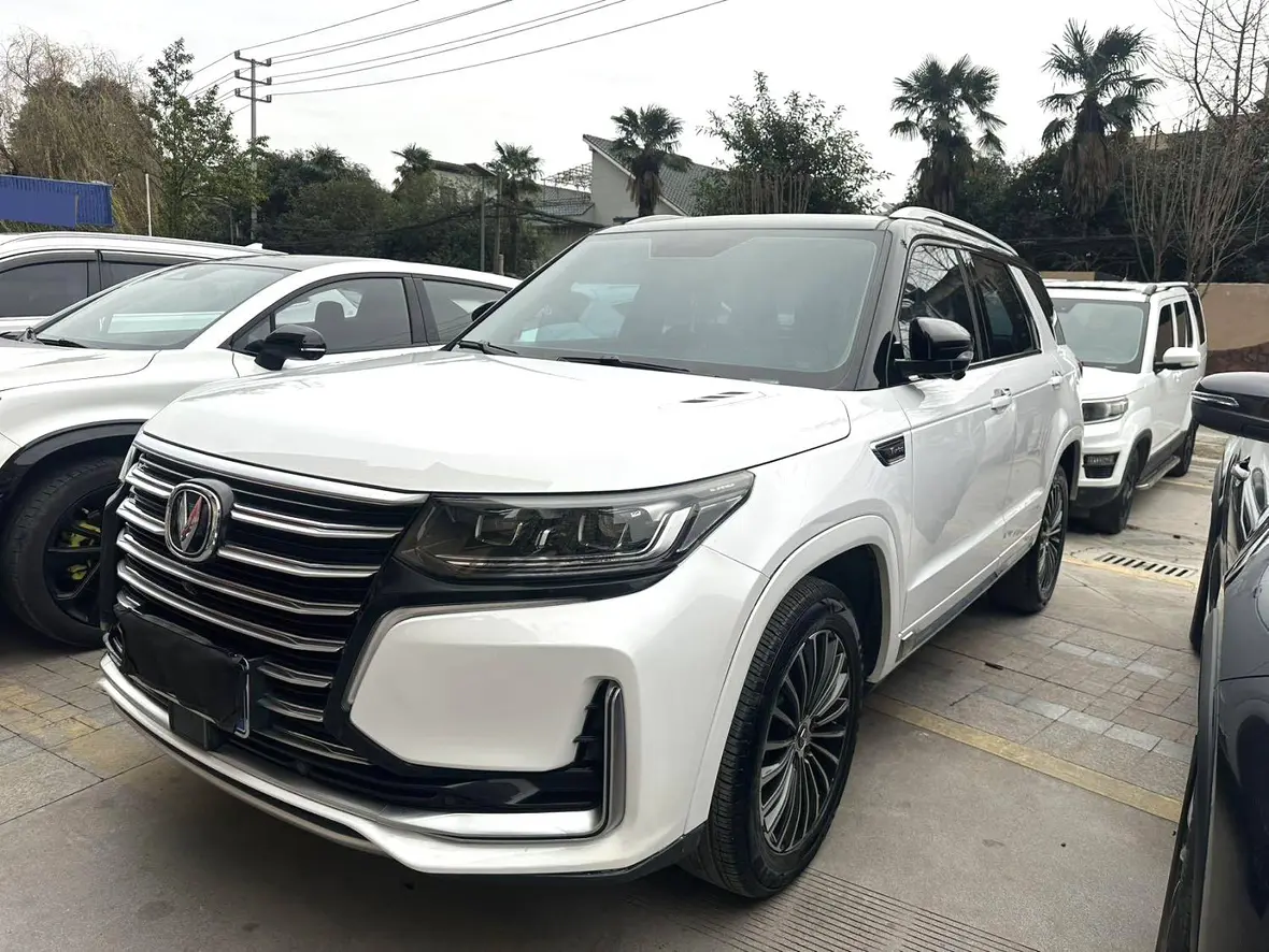 Changan CS95  из Китая
