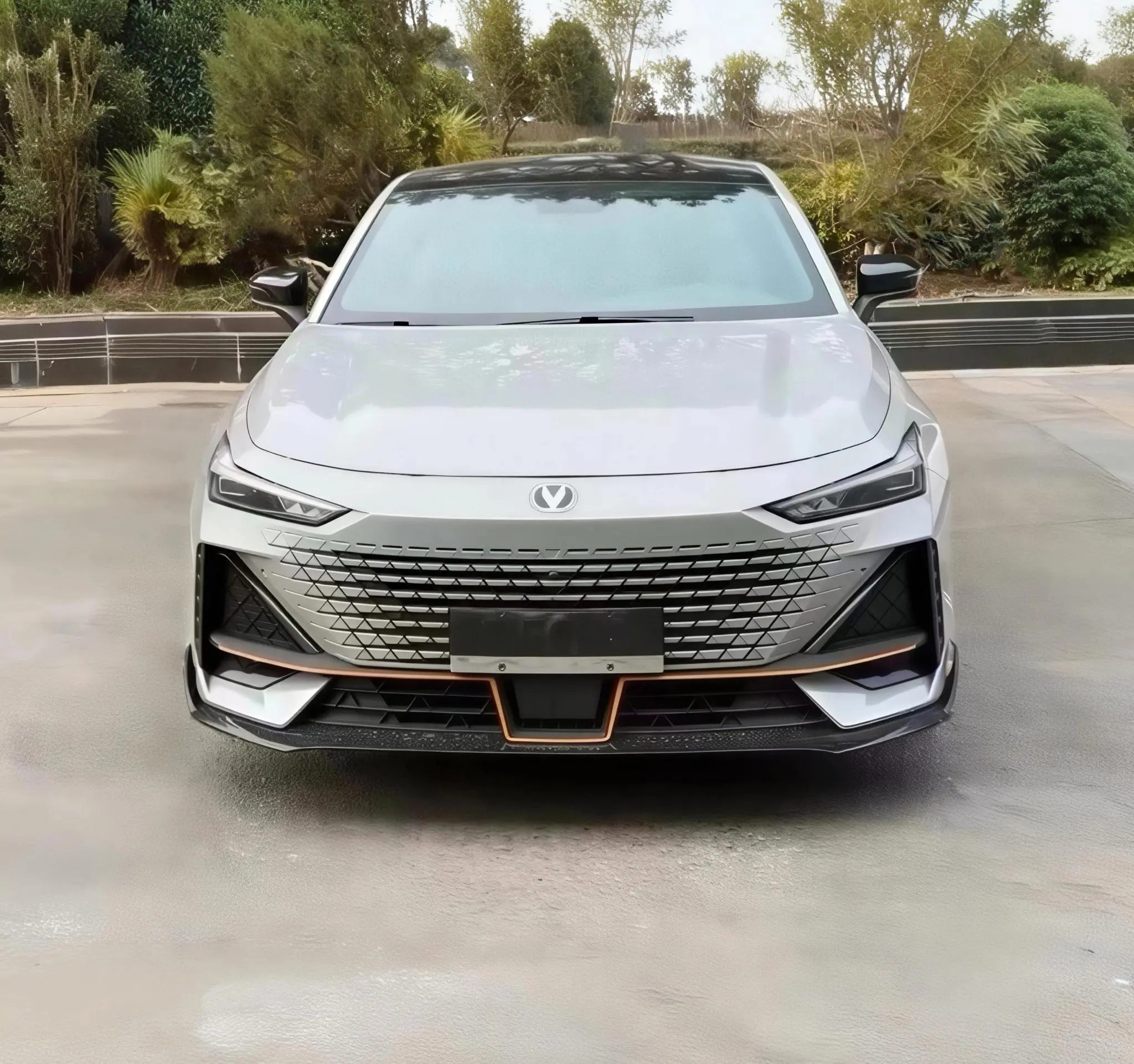 Changan UNI-V  из Китая