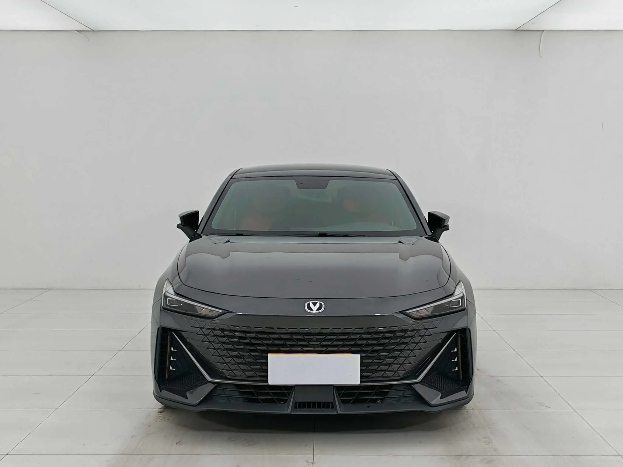 Changan UNI-V  из Китая