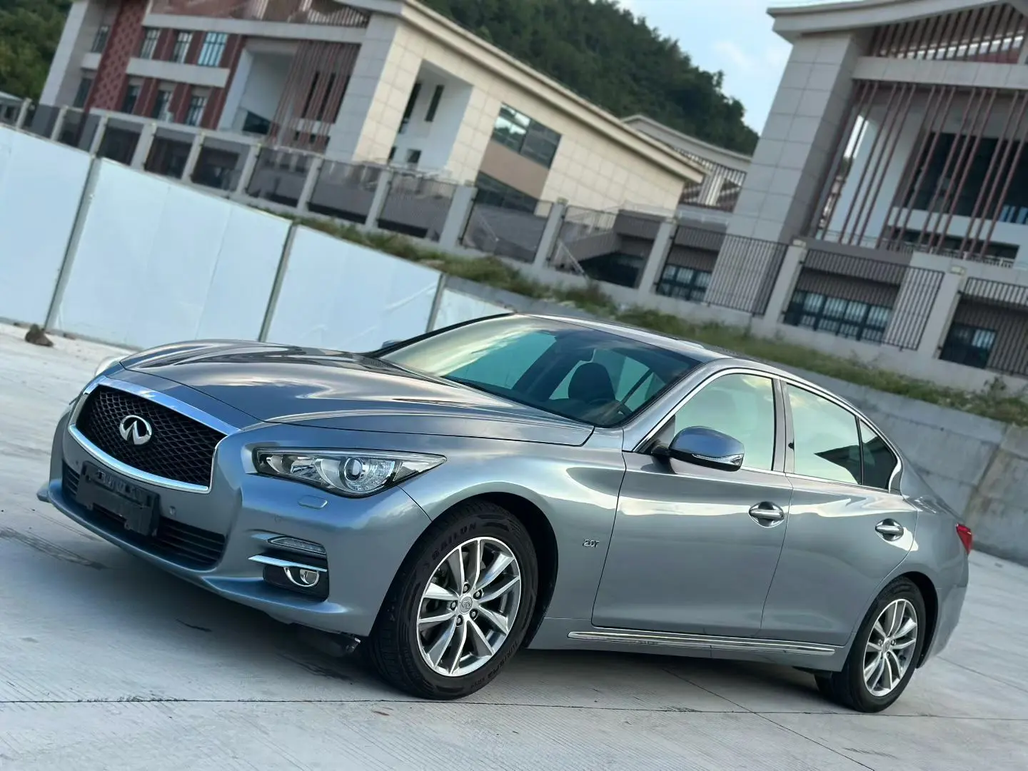 Infiniti Q50L  из Китая
