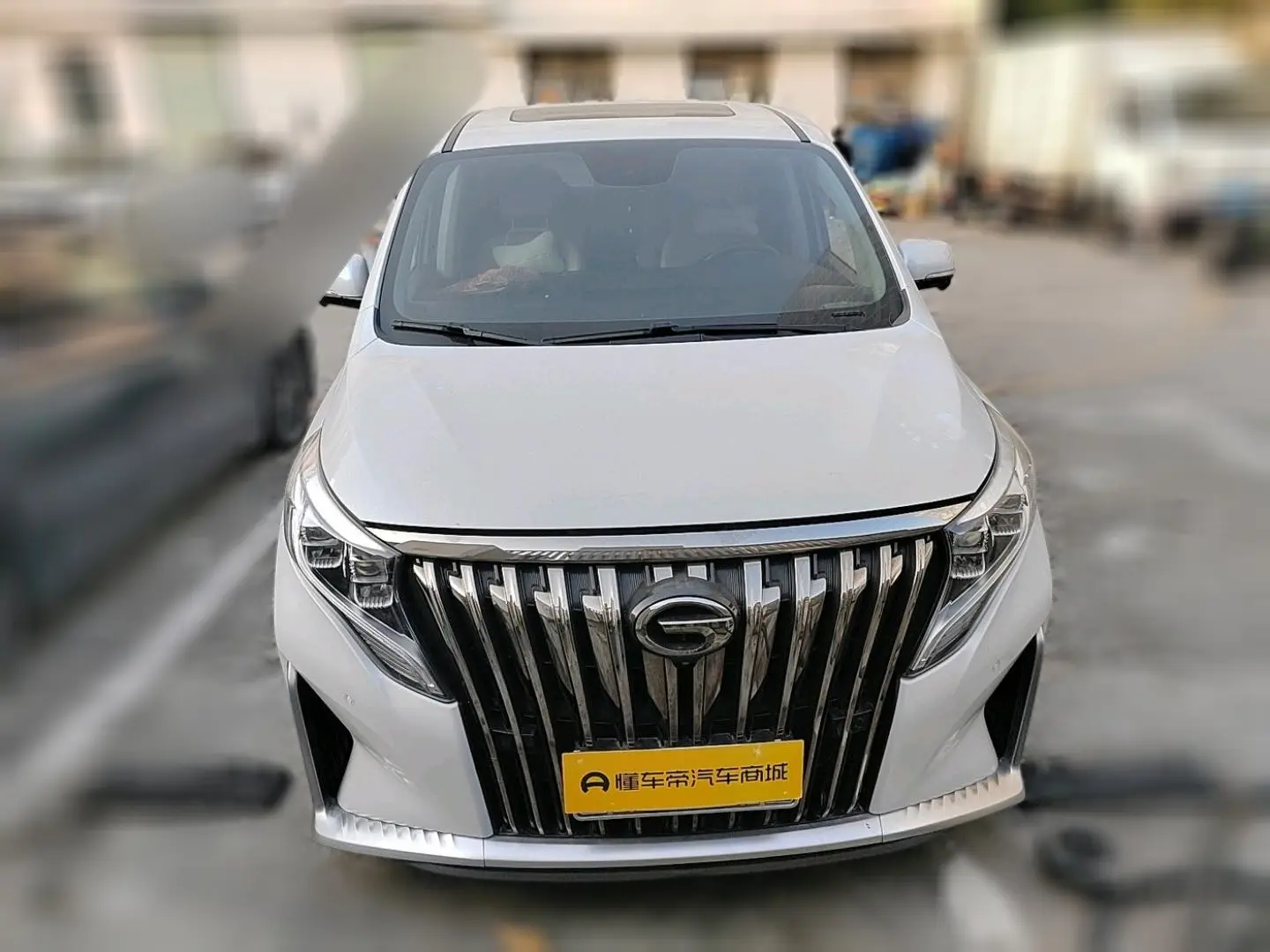 GAC Trumpchi M8  из Китая