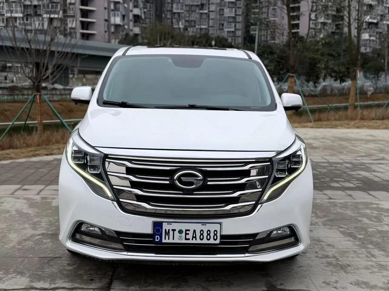 GAC Trumpchi M8  из Китая