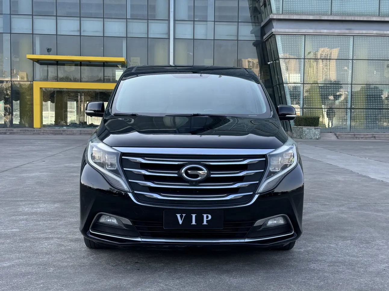 GAC Trumpchi M8  из Китая