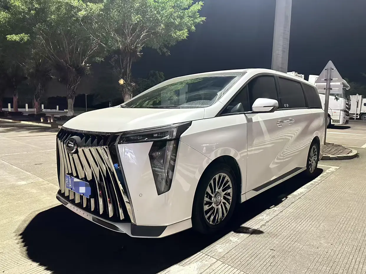 GAC Trumpchi M8  из Китая