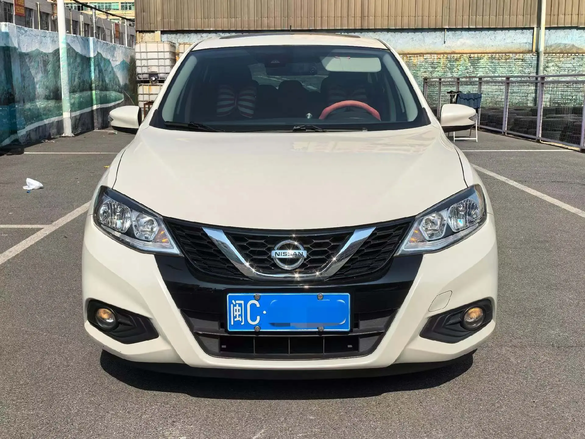 Nissan Tiida  из Китая