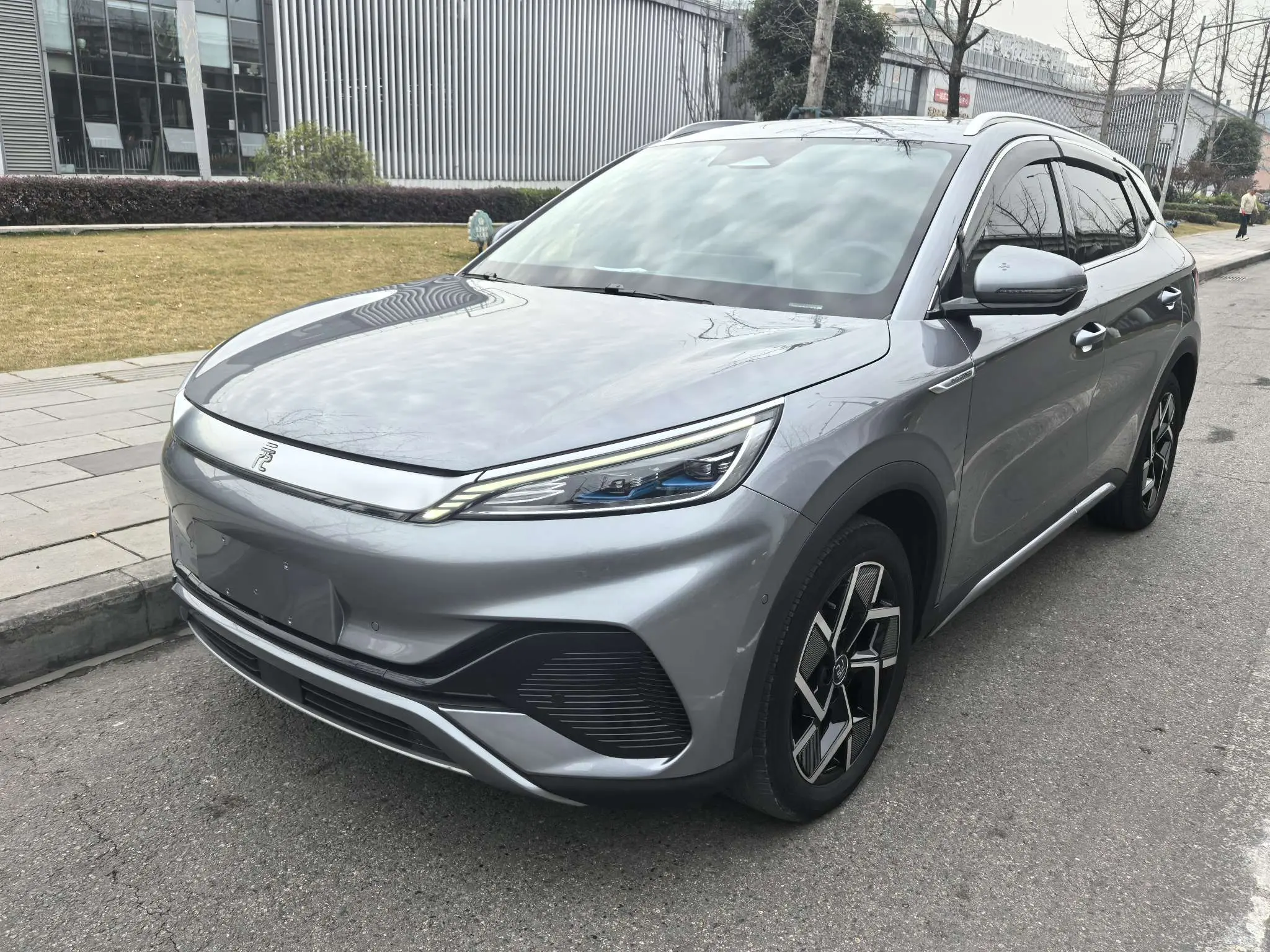 BYD Yuan PLUS  из Китая