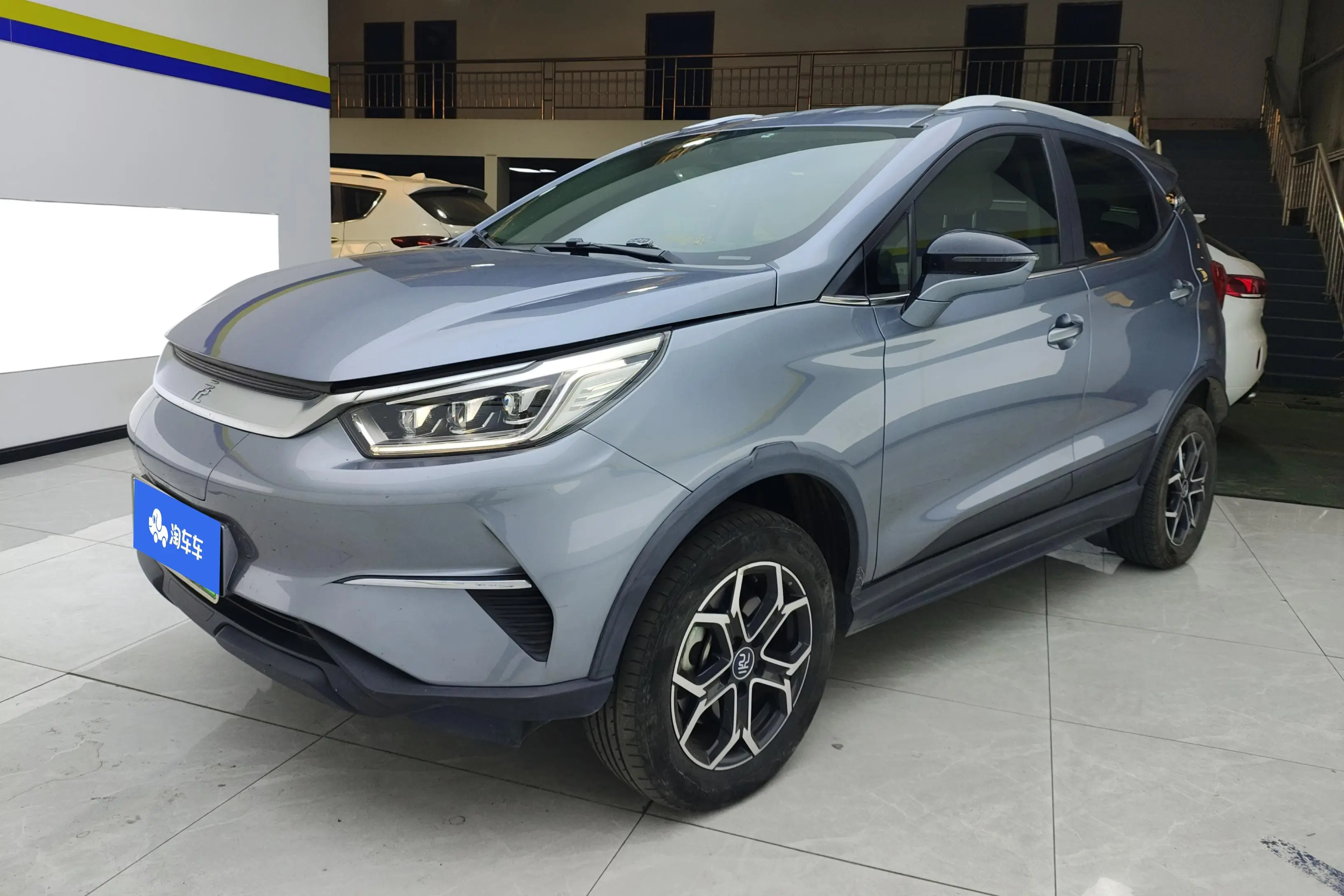 BYD Yuan Pro  из Китая