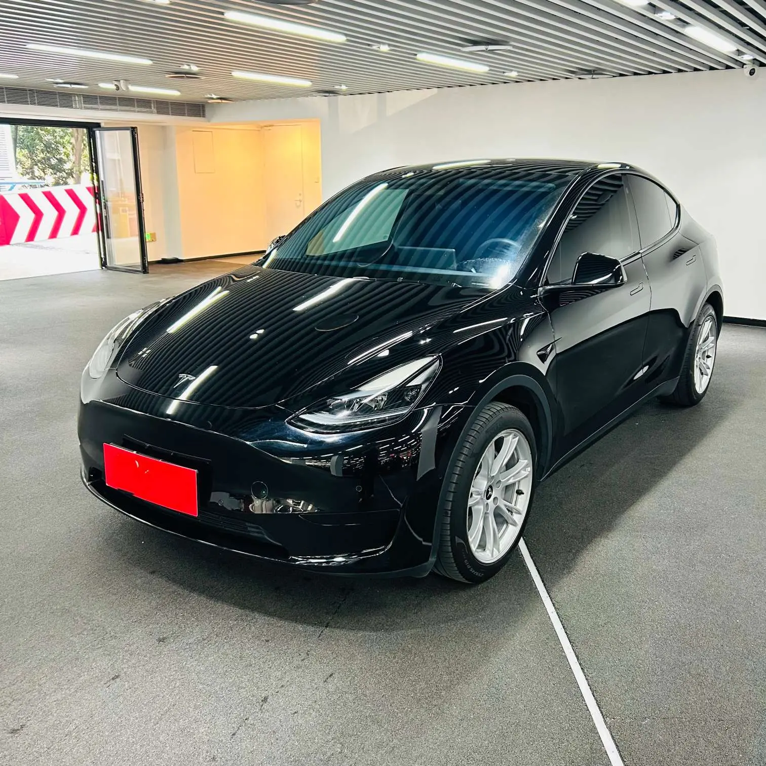 Tesla Model Y  из Китая