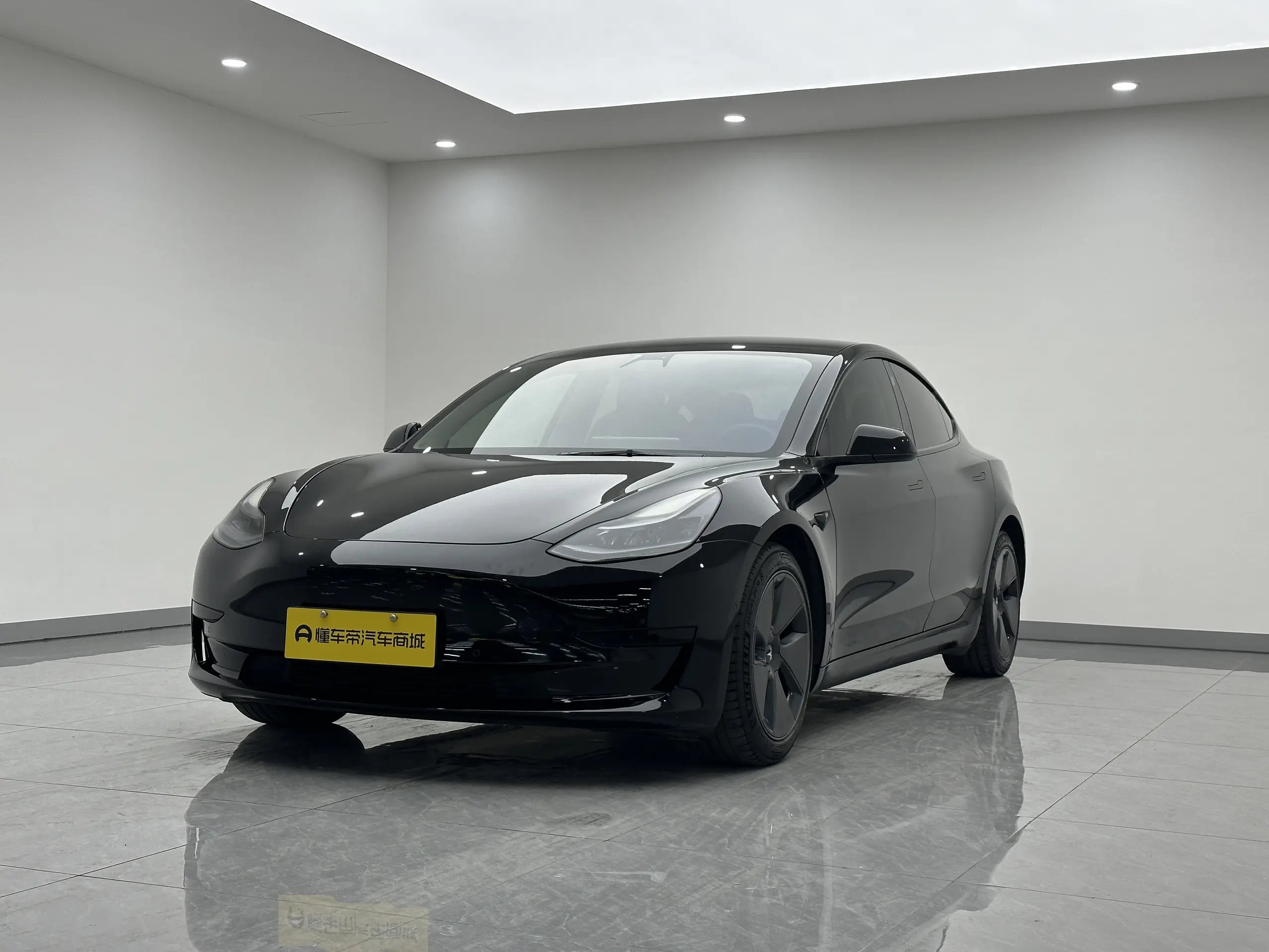 Tesla Model 3  из Китая