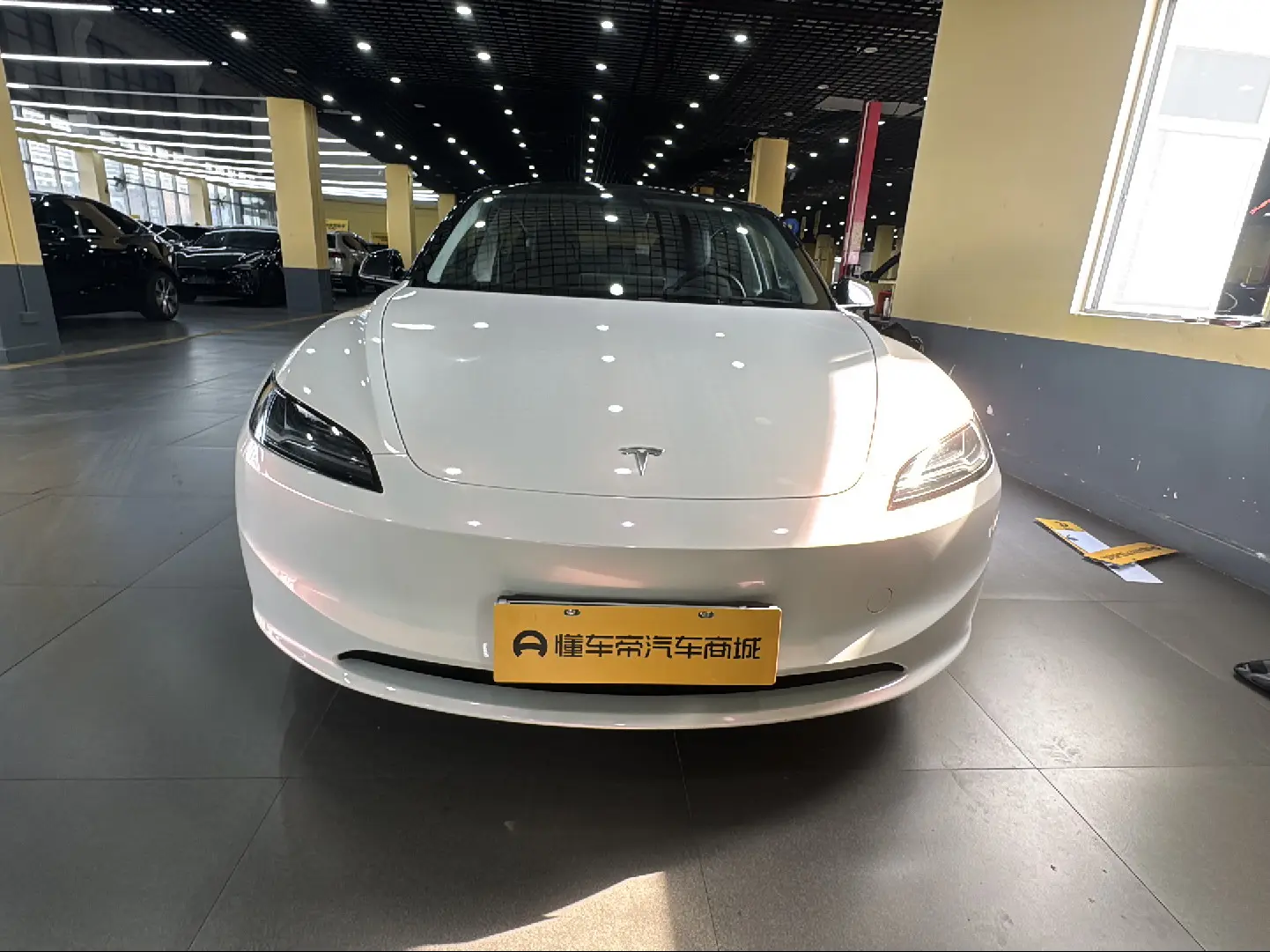 Tesla Model 3  из Китая