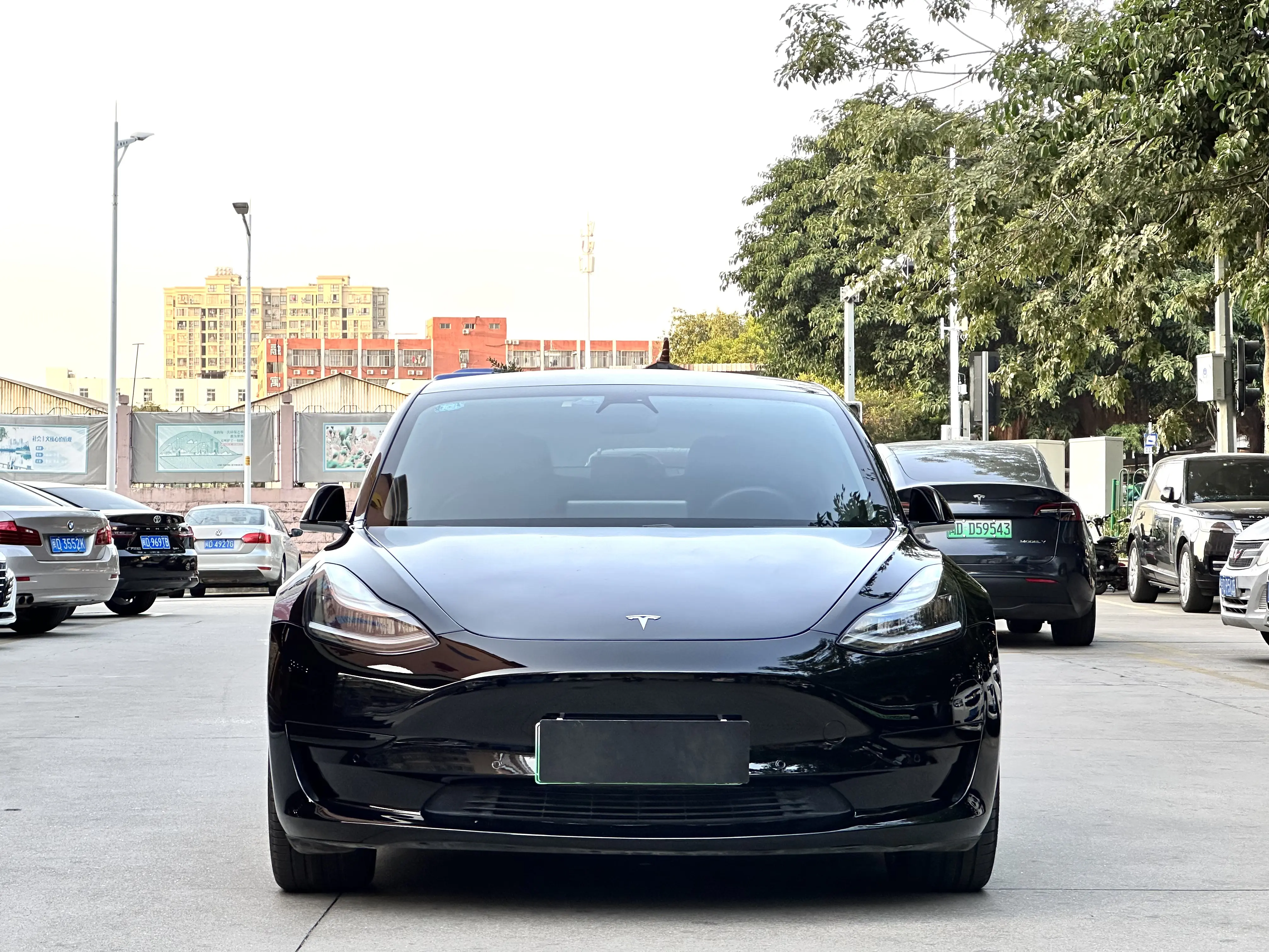 Tesla Model 3  из Китая