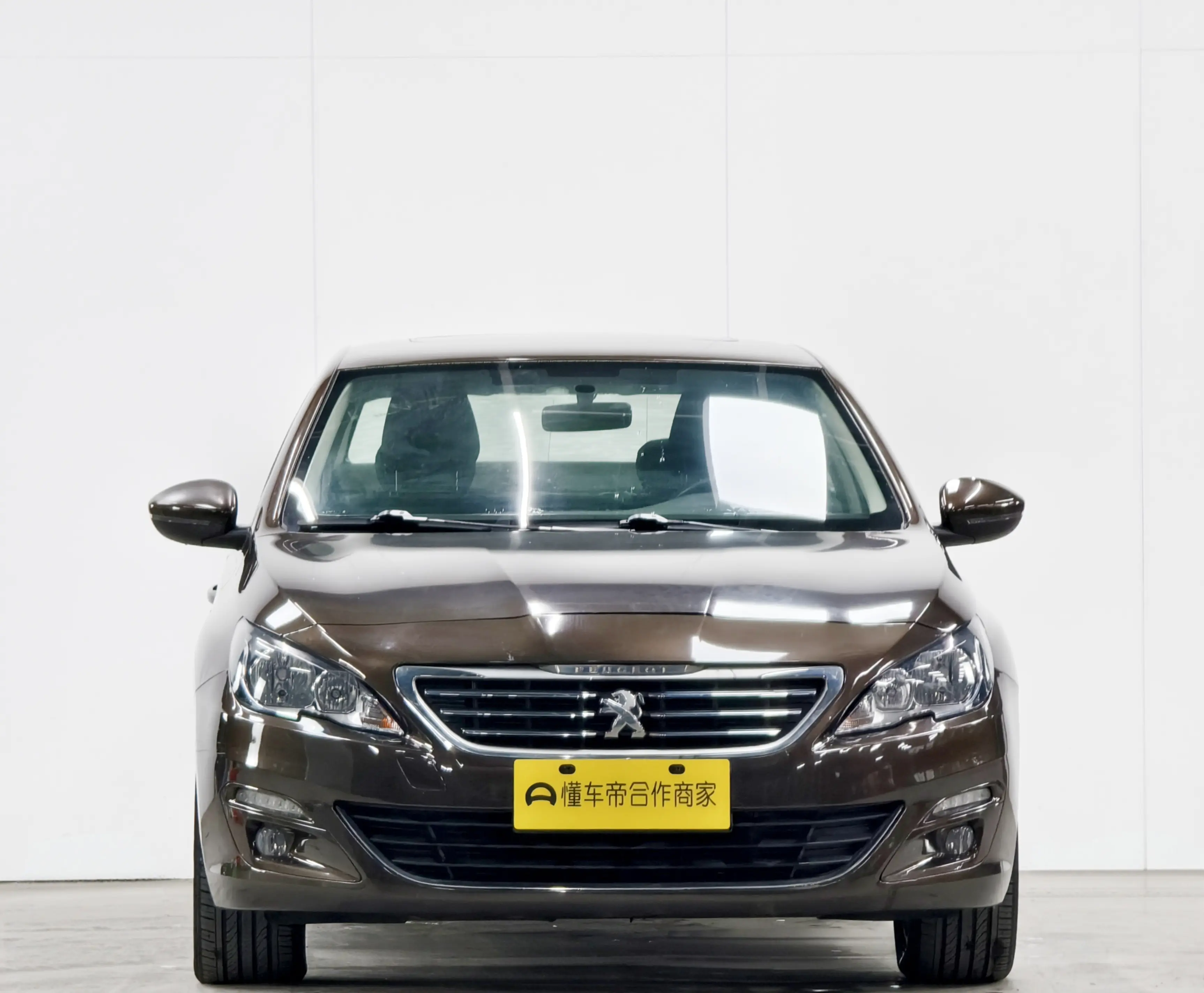 Peugeot 408  из Китая