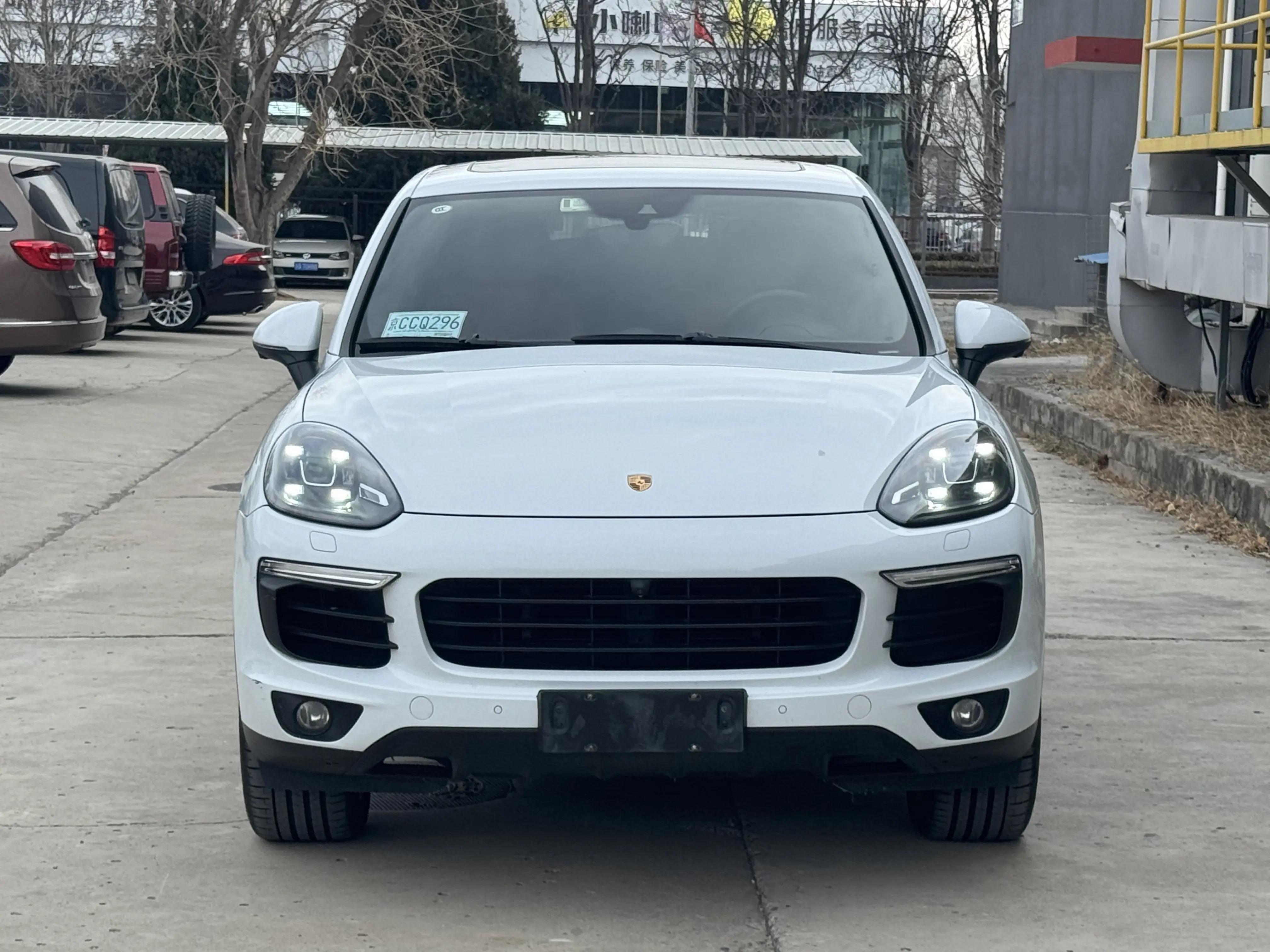 Porsche Cayenne E-Hybrid  из Китая