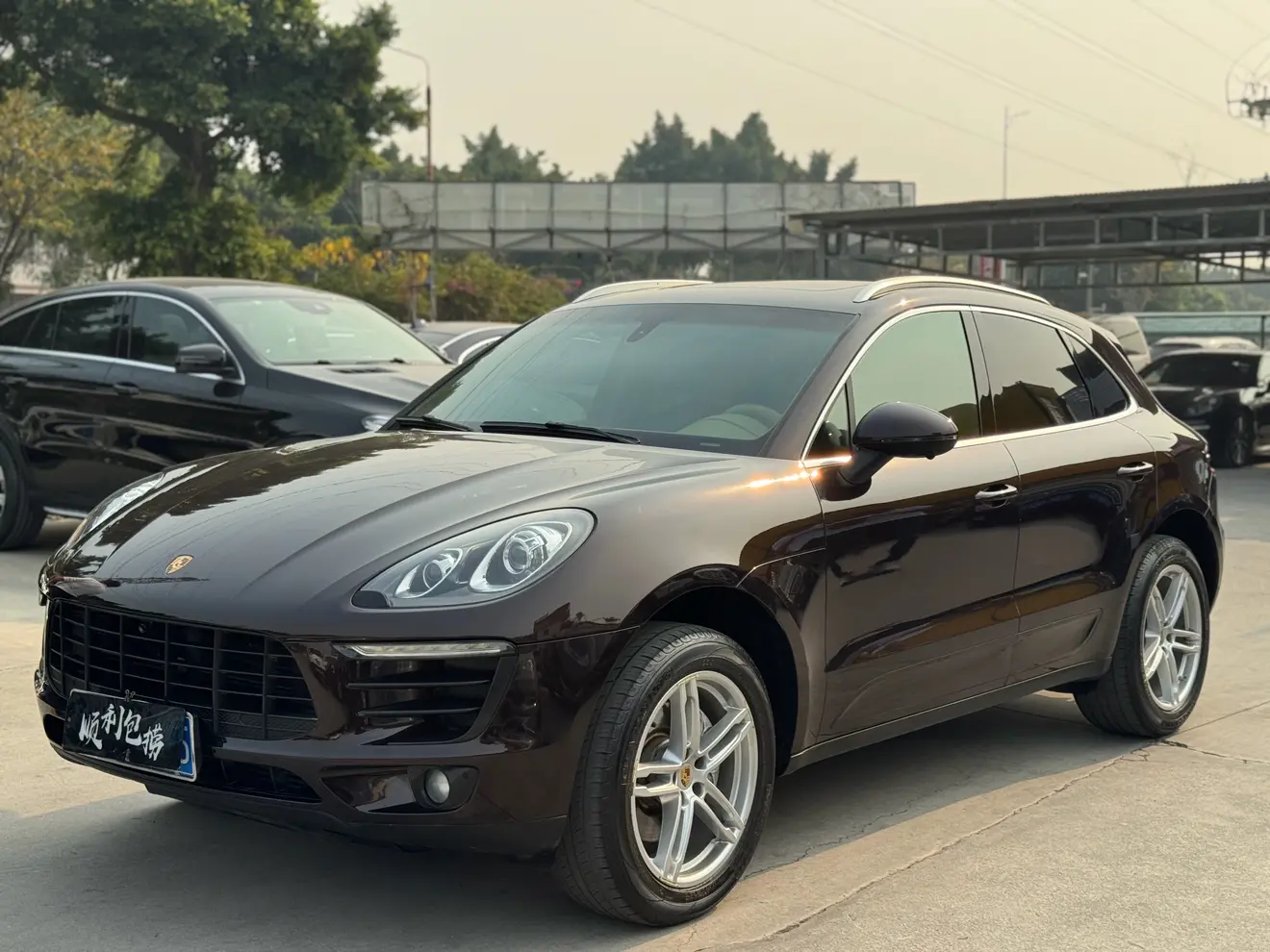 Porsche Macan  из Китая
