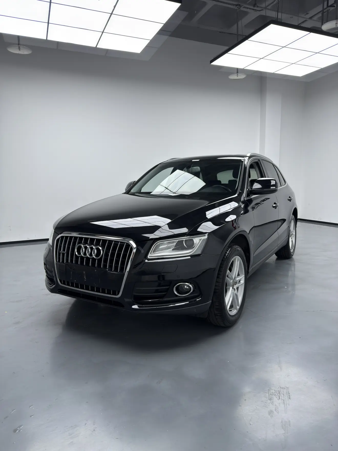 Audi Q5  из Китая