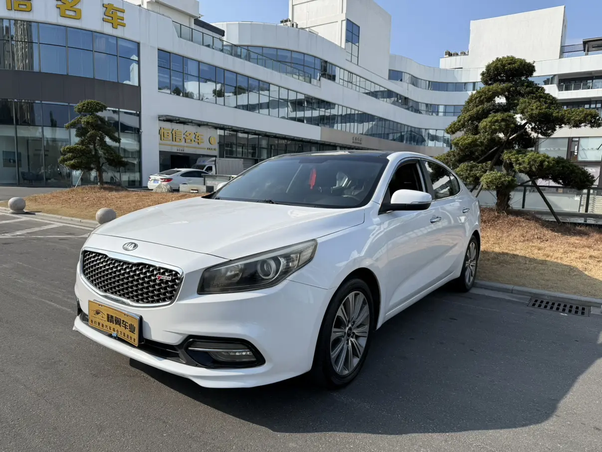 Kia K4  из Китая