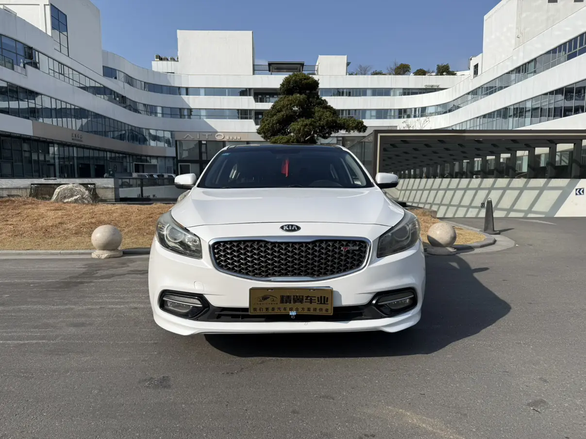 Kia K4  из Китая