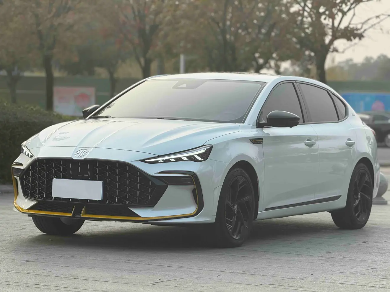 MG 6  из Китая