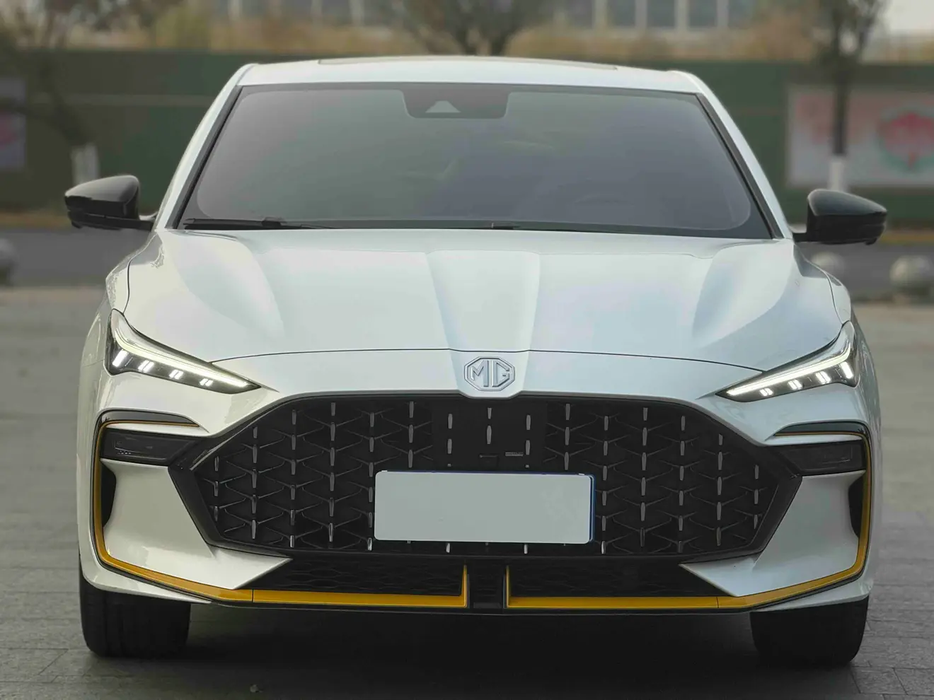 MG 6  из Китая