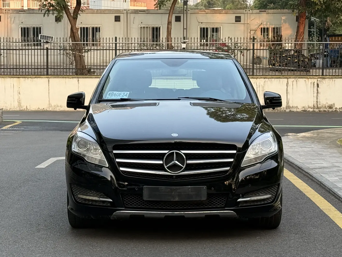 Mercedes-Benz R-Class  из Китая