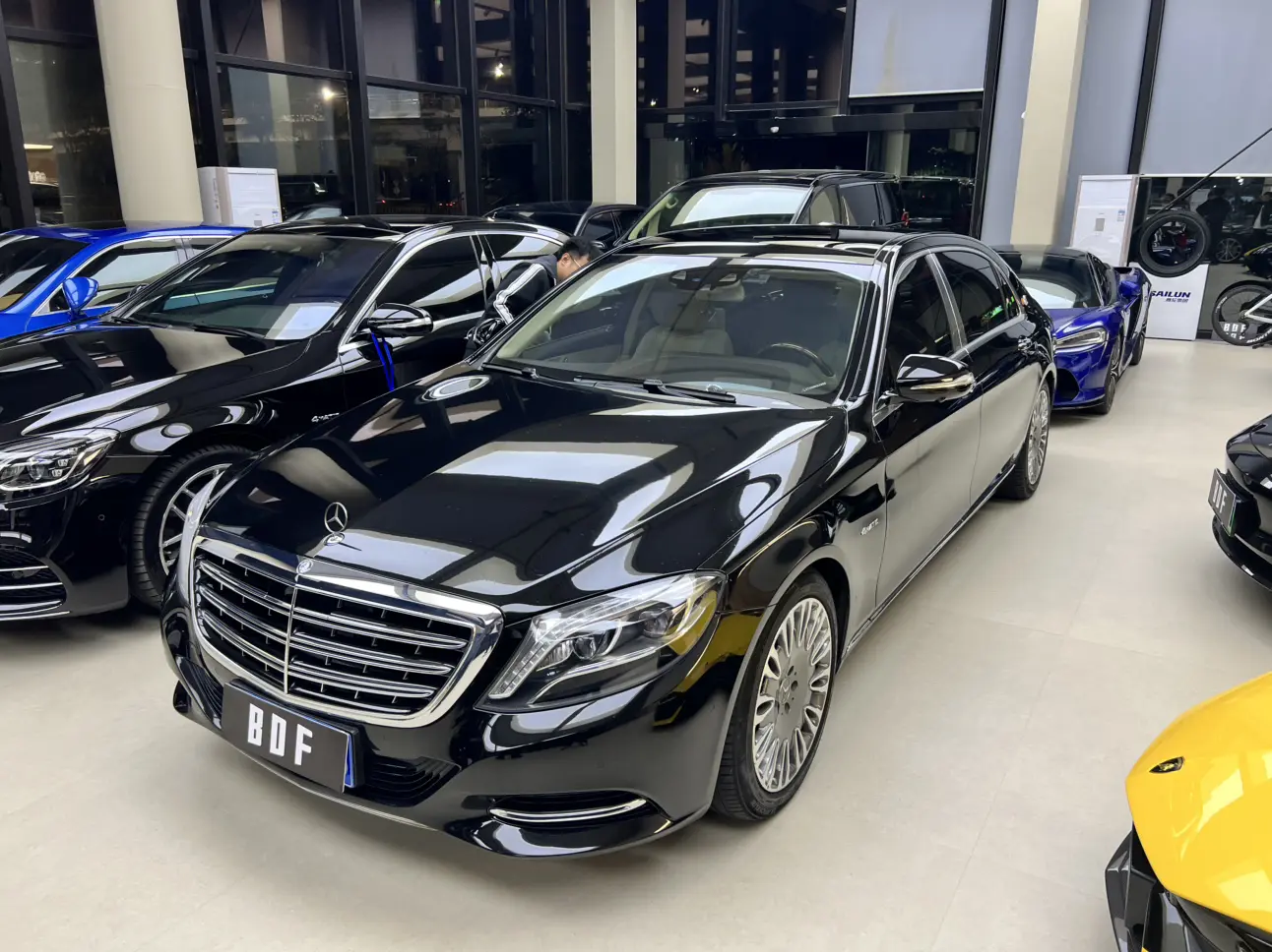 Mercedes-Benz Maybach S-Class  из Китая