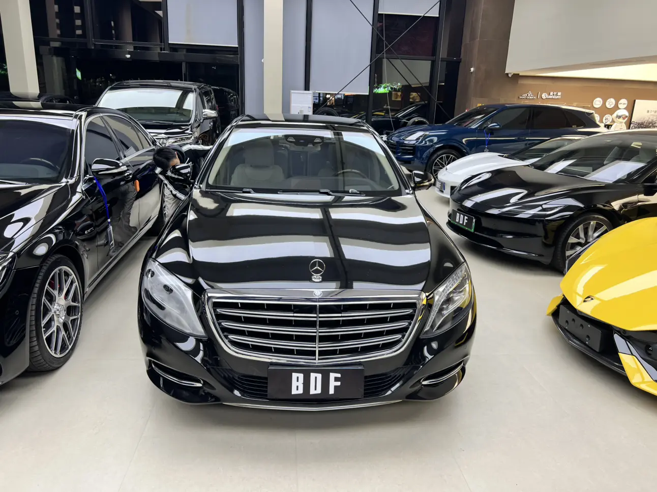 Mercedes-Benz Maybach S-Class  из Китая