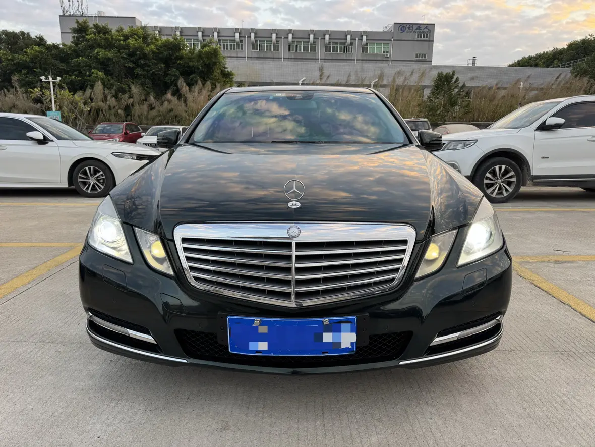 Mercedes-Benz E-Class  из Китая