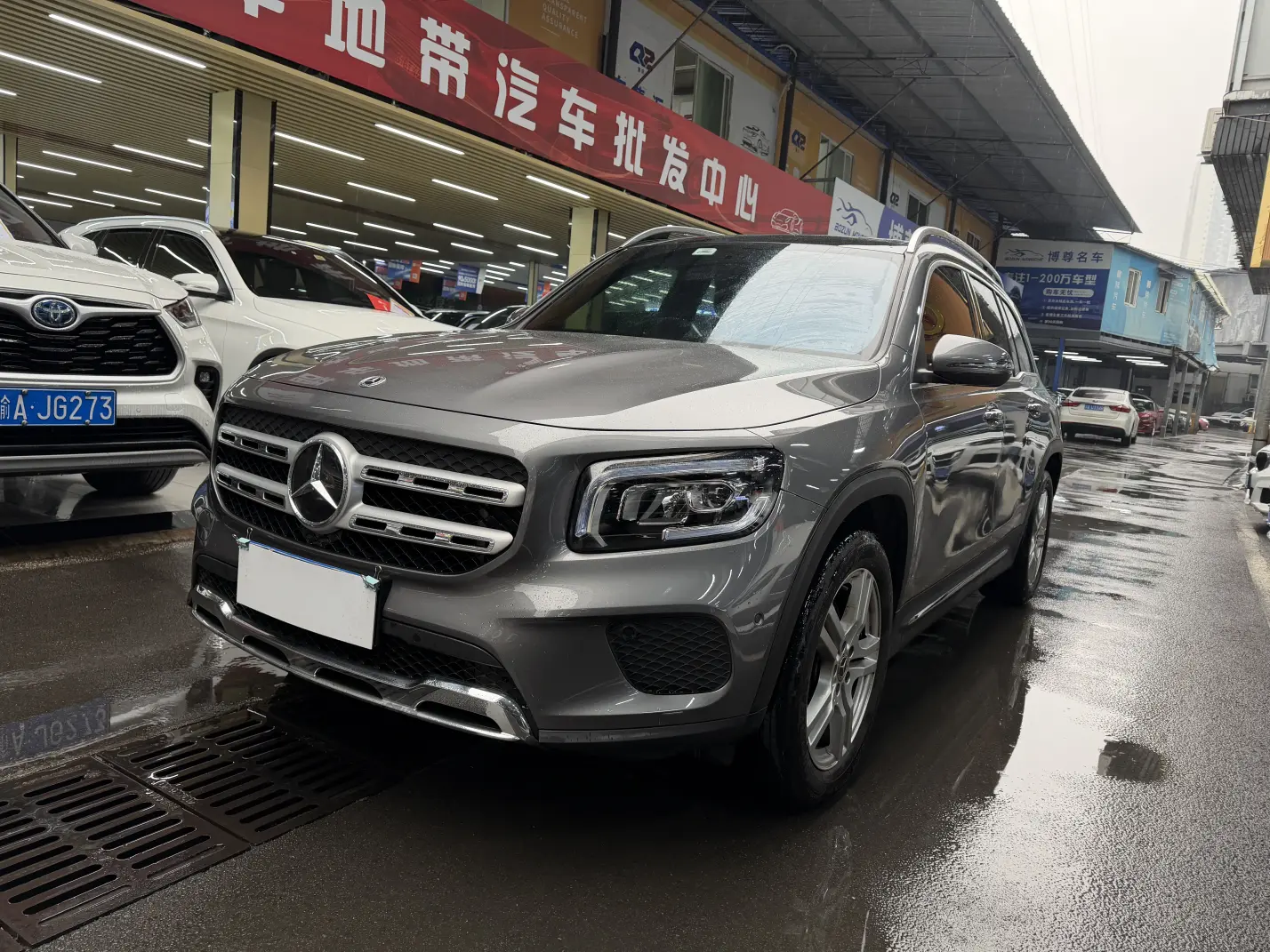 Mercedes-Benz GLB  из Китая