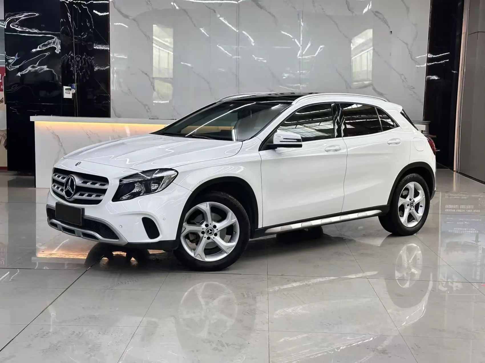 Mercedes-Benz GLA  из Китая