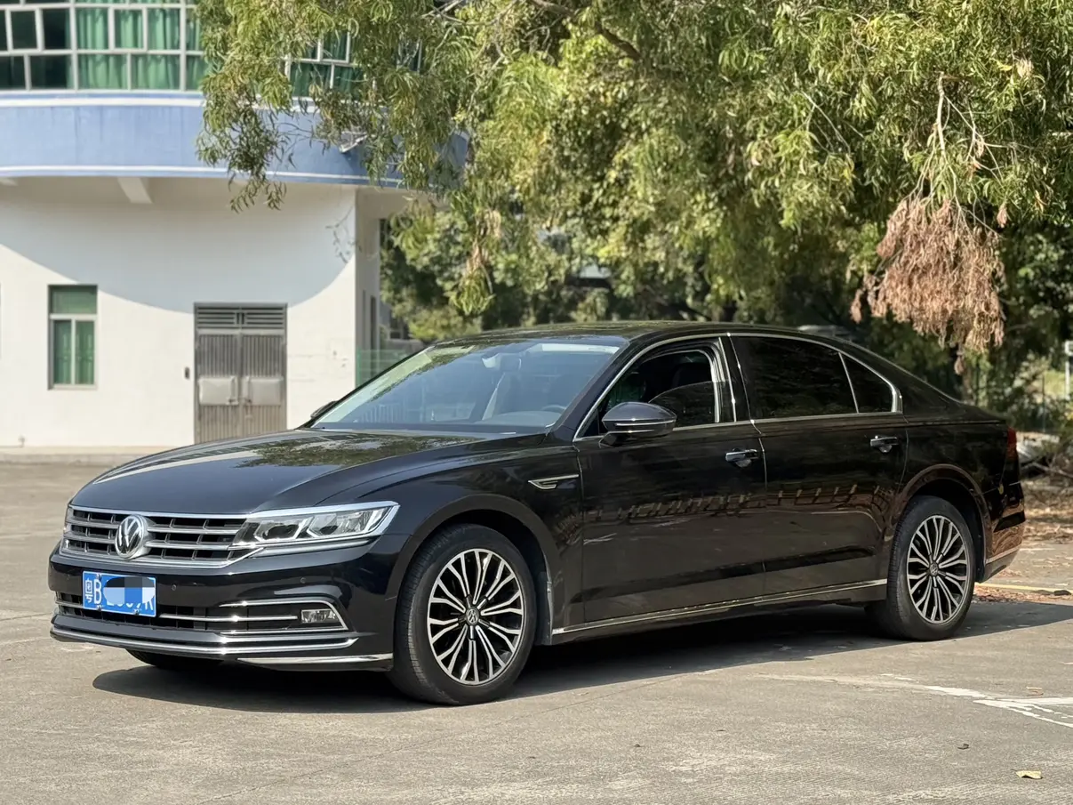 Volkswagen Hui Ang  из Китая